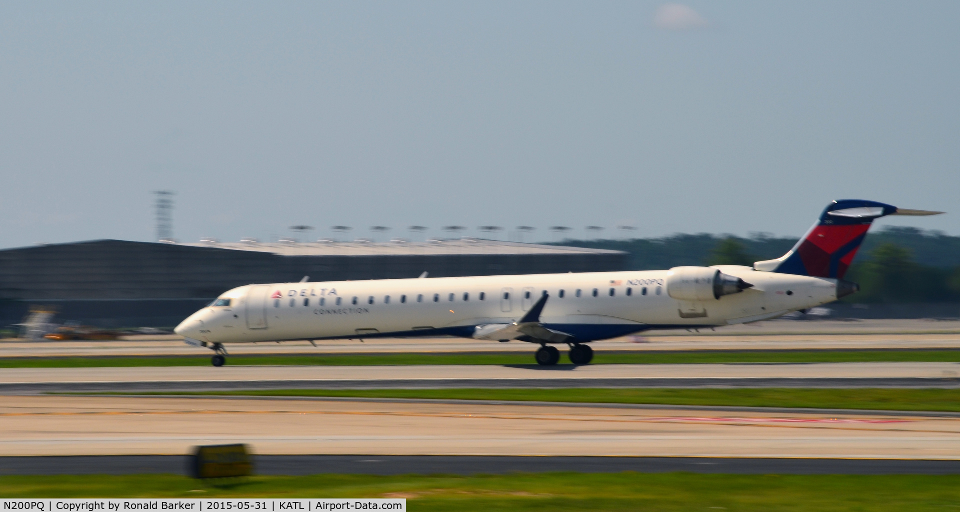 N200PQ, 2008 Bombardier CRJ-900ER (CL-600-2D24) C/N 15200, Takeoff Atlanta