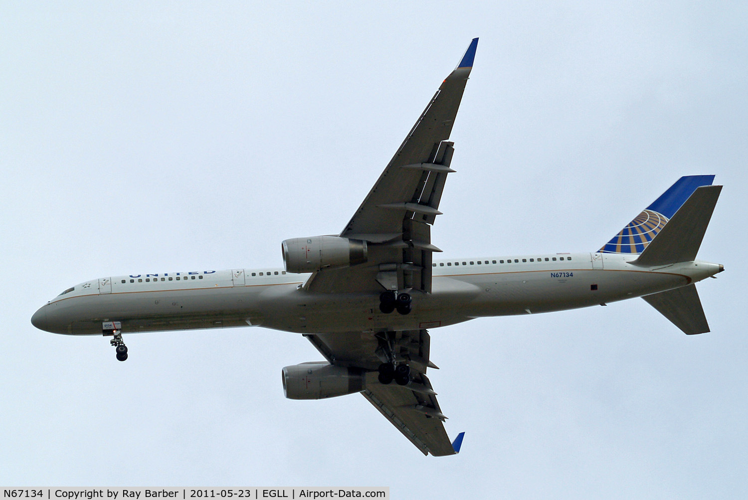 N67134, 1999 Boeing 757-224 C/N 29283, Boeing 757-224ET [29283] (United Airlines) Home~G 23/05/2011. On approach 27R.