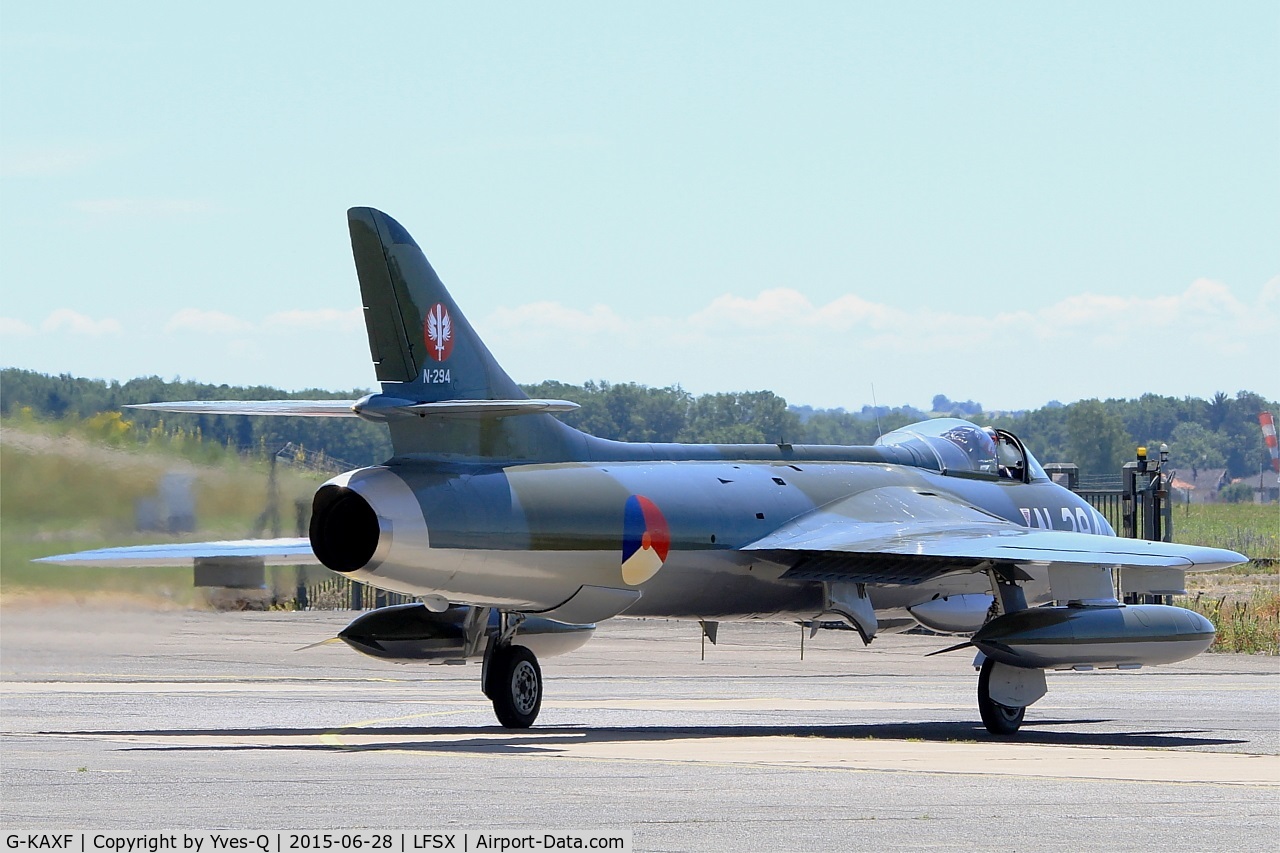 G-KAXF, 1956 Hawker Hunter F.6A C/N S4/U/3361, Hawker Hunter F.6A, Taxiing to holding point rwy 29, Luxeuil-St Sauveur Air Base 116 (LFSX) Open day 2015