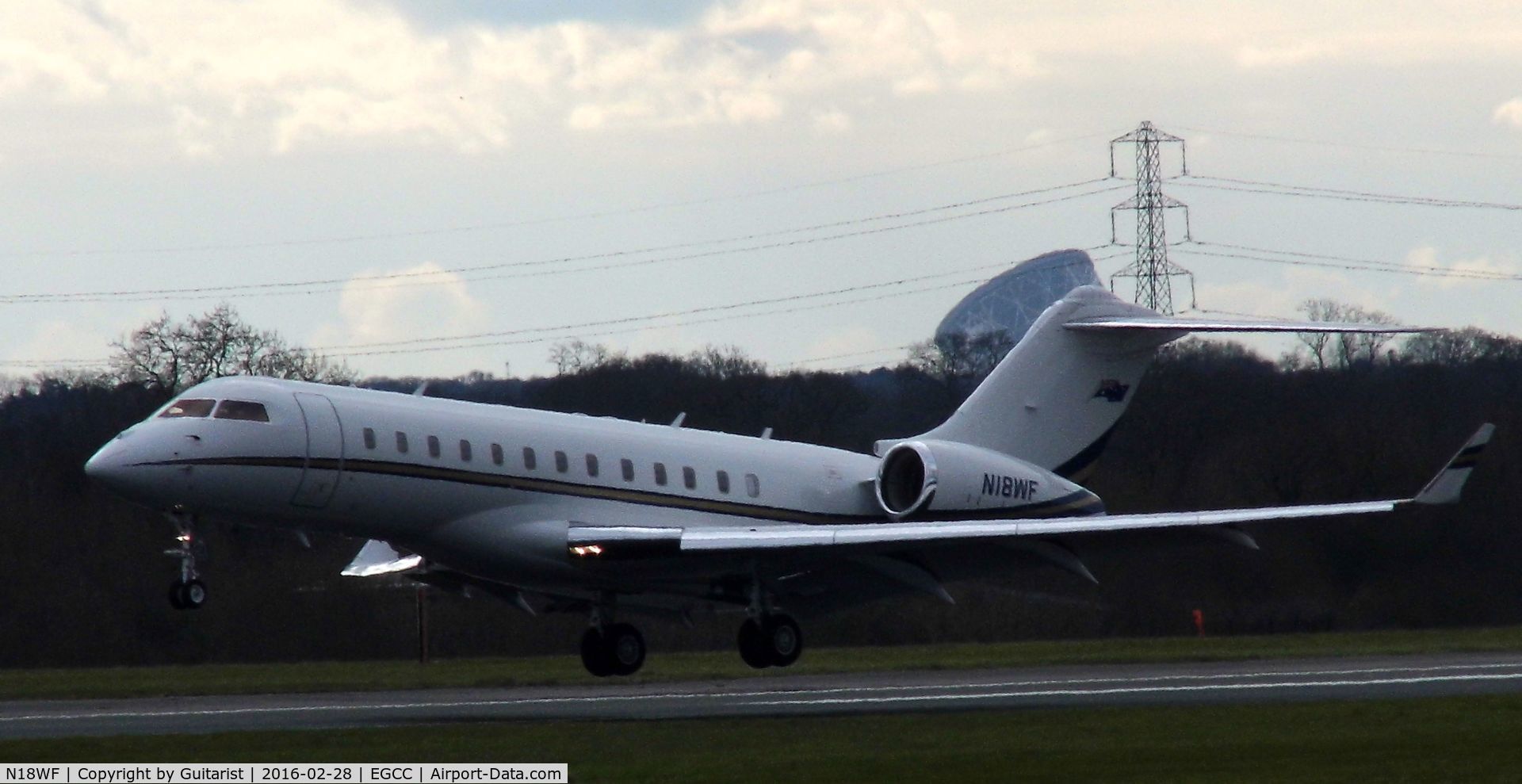 N18WF, 2006 Bombardier BD-700-1A10 Global Express XRS C/N 9215, At Manchester