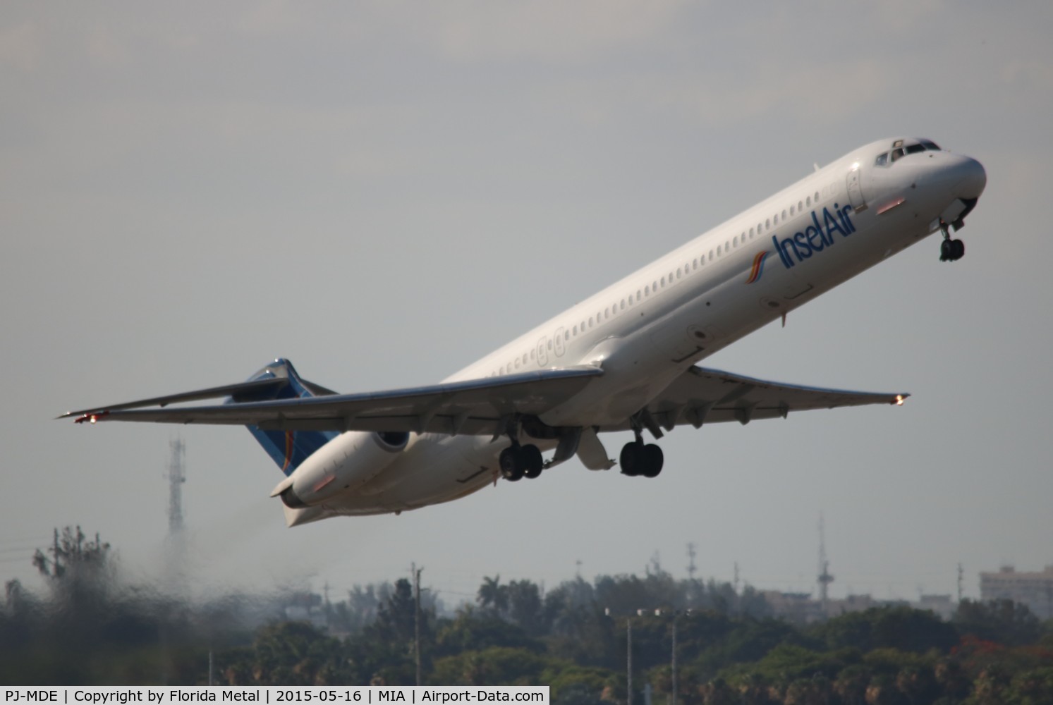 PJ-MDE, 1990 McDonnell Douglas MD-82 (DC-9-82) C/N 49971, Insel Air