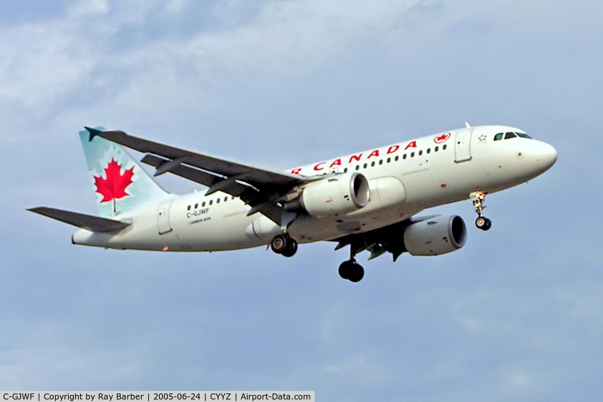 C-GJWF, 2002 Airbus A319-112 C/N 1765, Airbus A319-112 [1765] (Air Canada) Toronto-Pearson International~C 24/06/2005