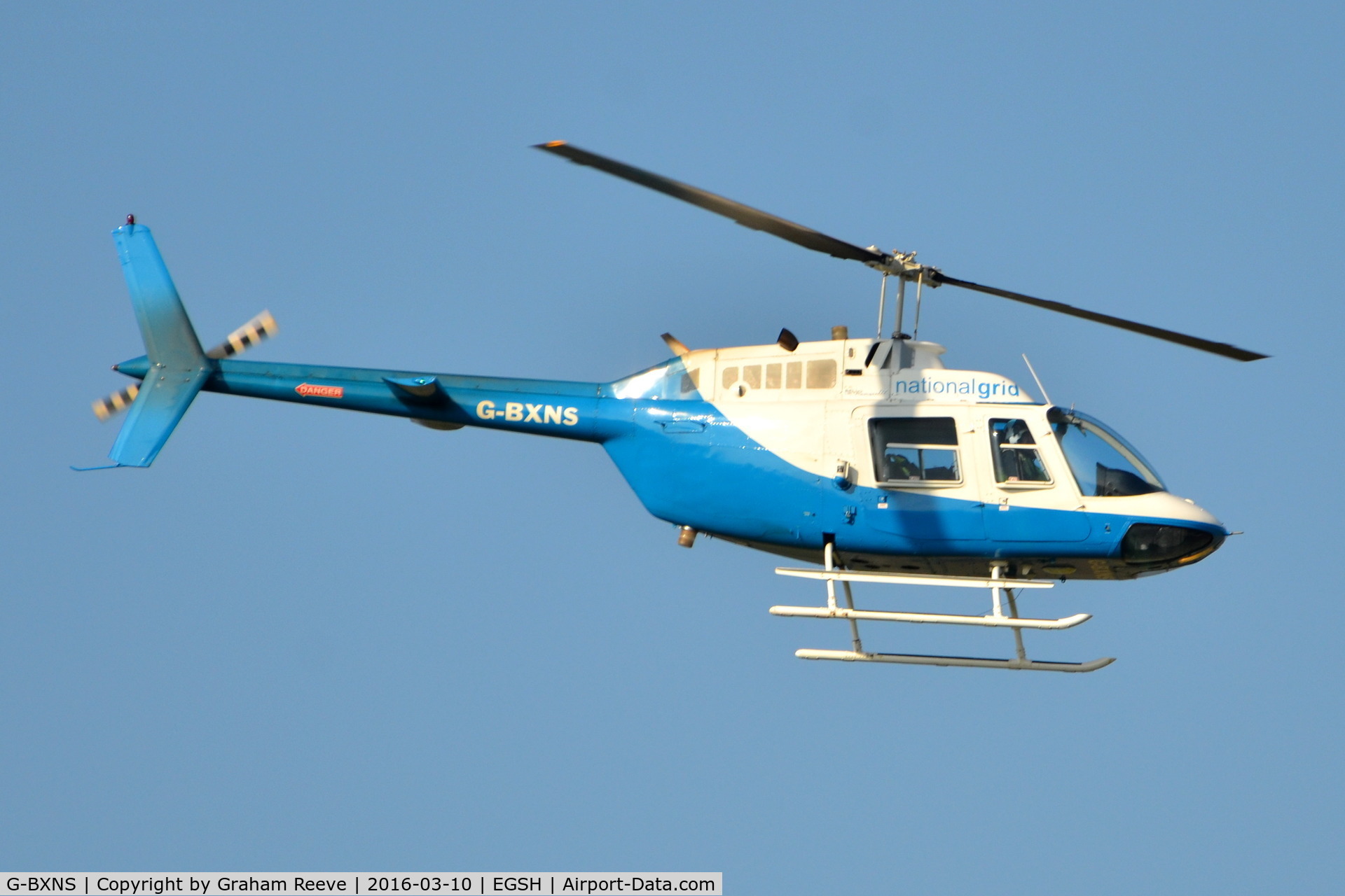 G-BXNS, 1977 Bell 206B JetRanger III C/N 2385, Landing at Norwich.