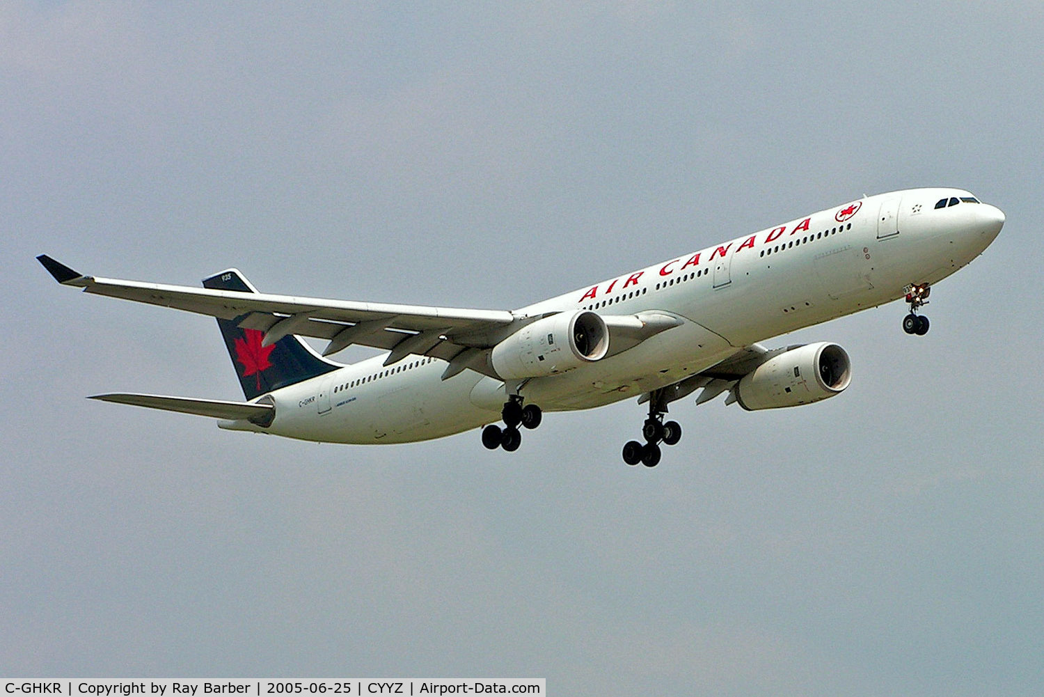 C-GHKR, 2001 Airbus A330-343 C/N 0400, Airbus A330-343X [400] (Air Canada) Toronto-Pearson International~C 25/06/2005