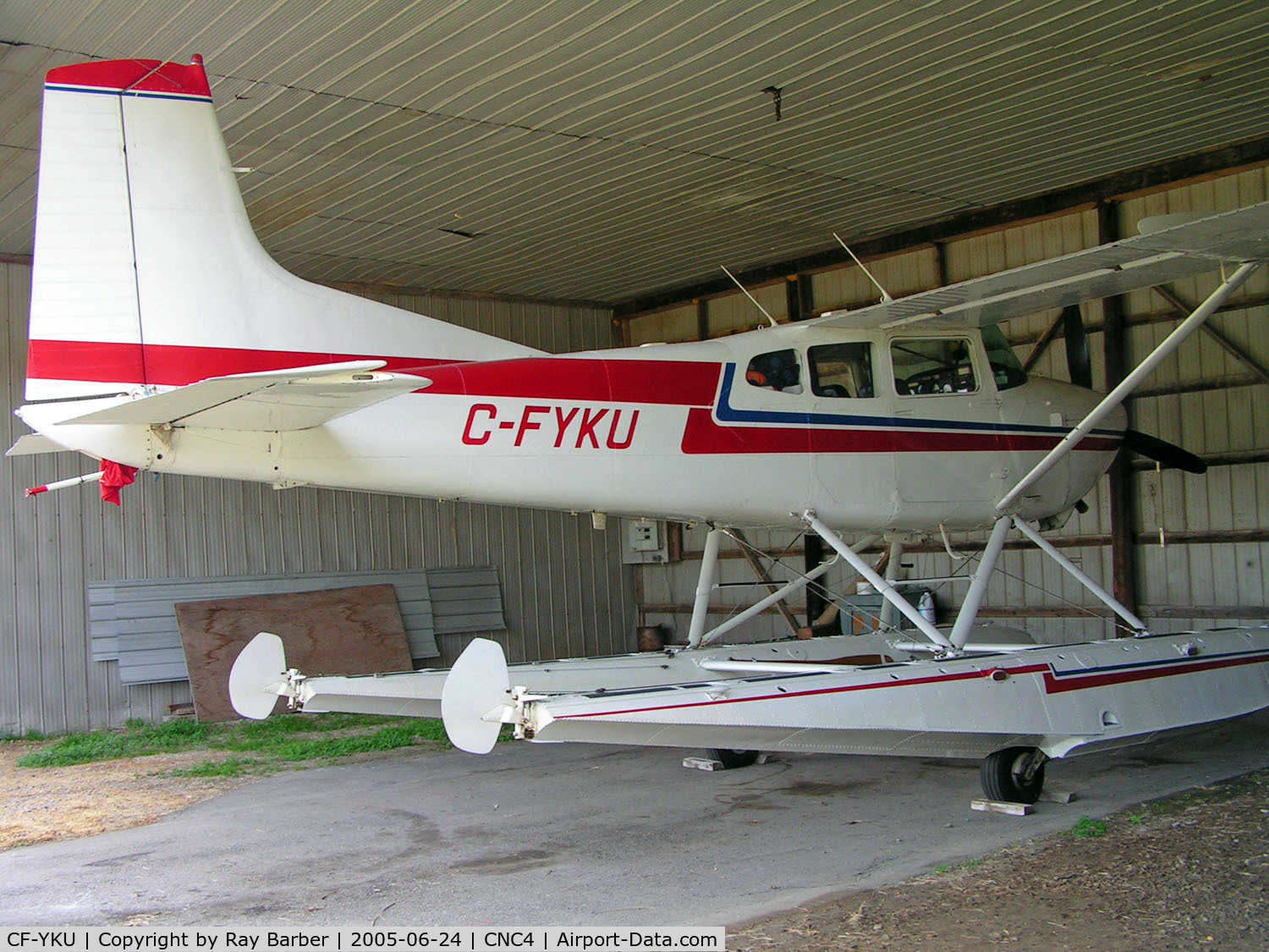 CF-YKU, 1969 Cessna A185E Skywagon 185 C/N 185 1484, Cessna A.185E Skywagon 185 [185-1484] Guelph~C 24/06/2005