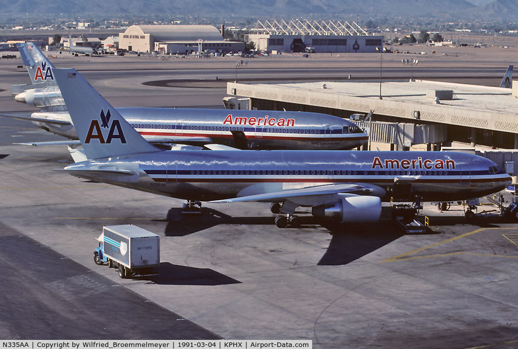 N335AA, 1987 Boeing 767-223 C/N 22333, American Airlines / K64 scan