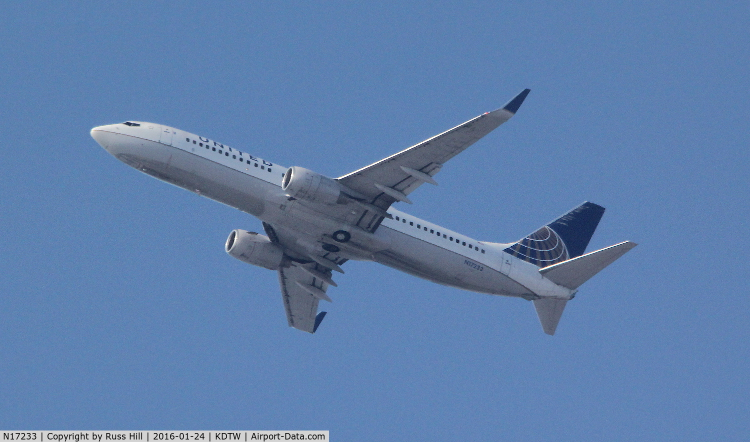 N17233, 1999 Boeing 737-824 C/N 28943, On approach to DTW, approx. 15 miles out