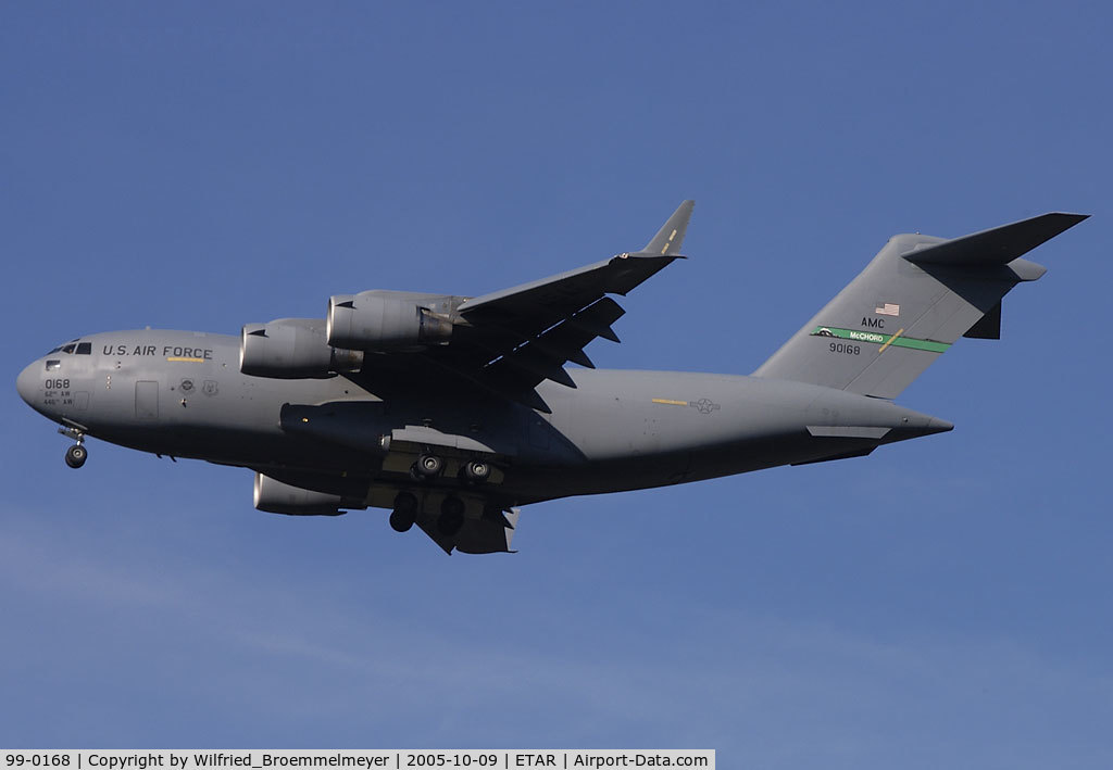 99-0168, 1999 Boeing C-17A Globemaster III C/N 50072/P-68, Sunday afternoon activity