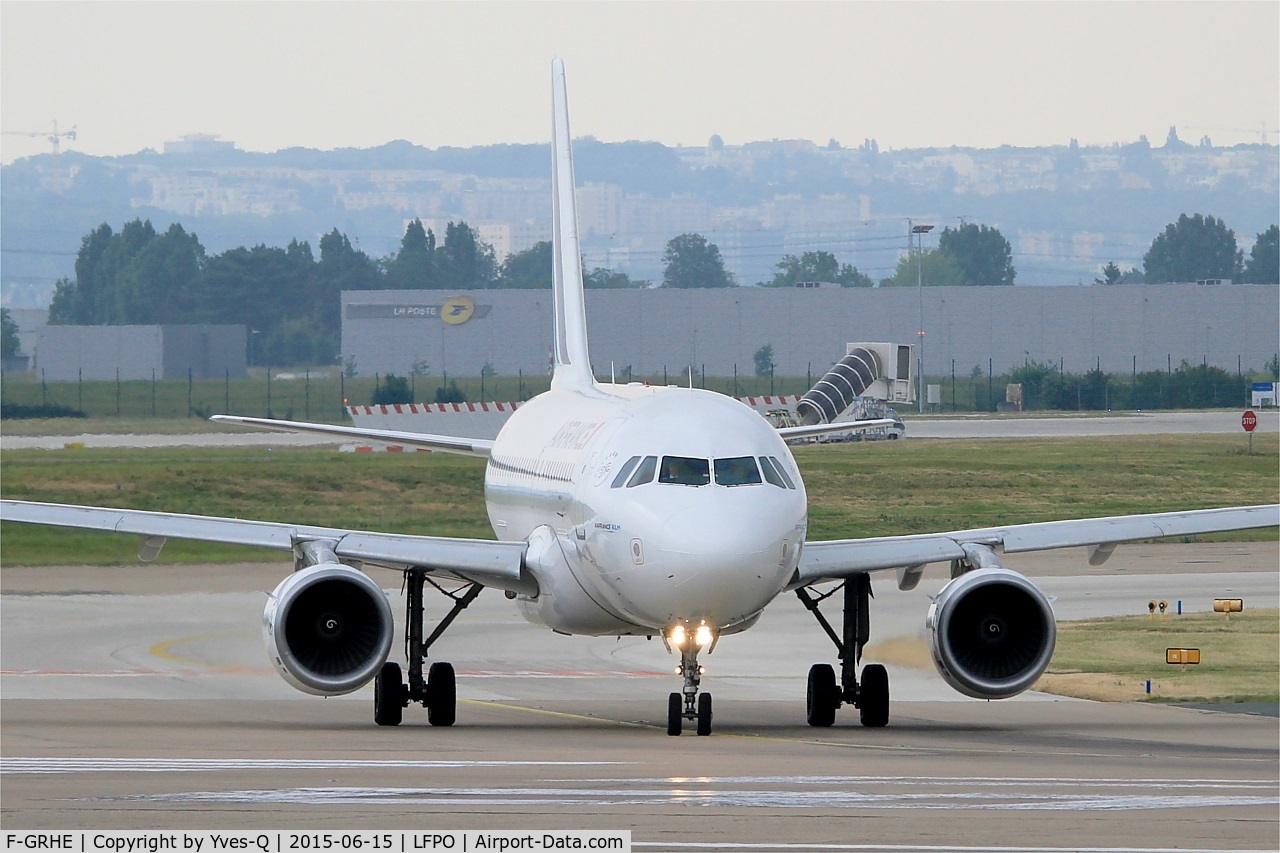 F-GRHE, 1999 Airbus A319-111 C/N 1020, Airbus A319-111, Holding point rwy 08, Paris-Orly airport (LFPO-ORY)