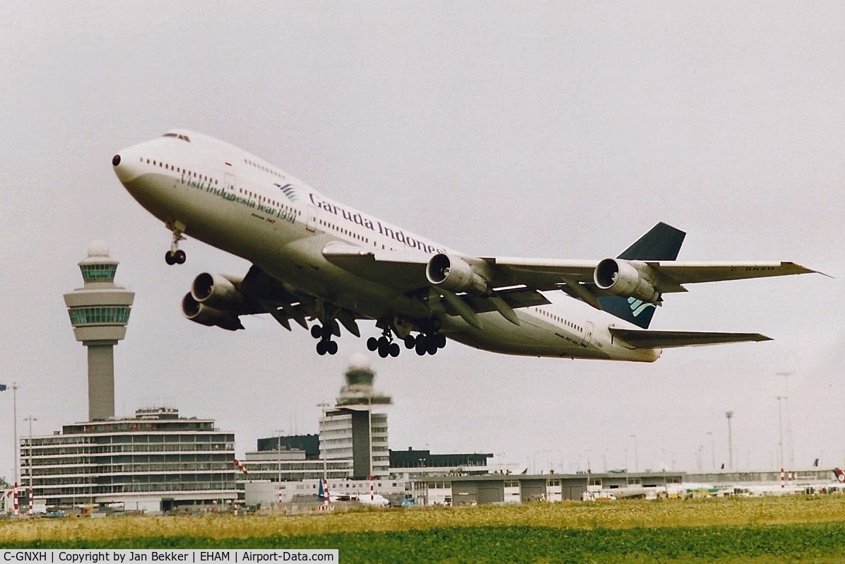 C-GNXH, 1990 Boeing 747-129 C/N 20402, Kaagbaan Schiphol July/August 1991