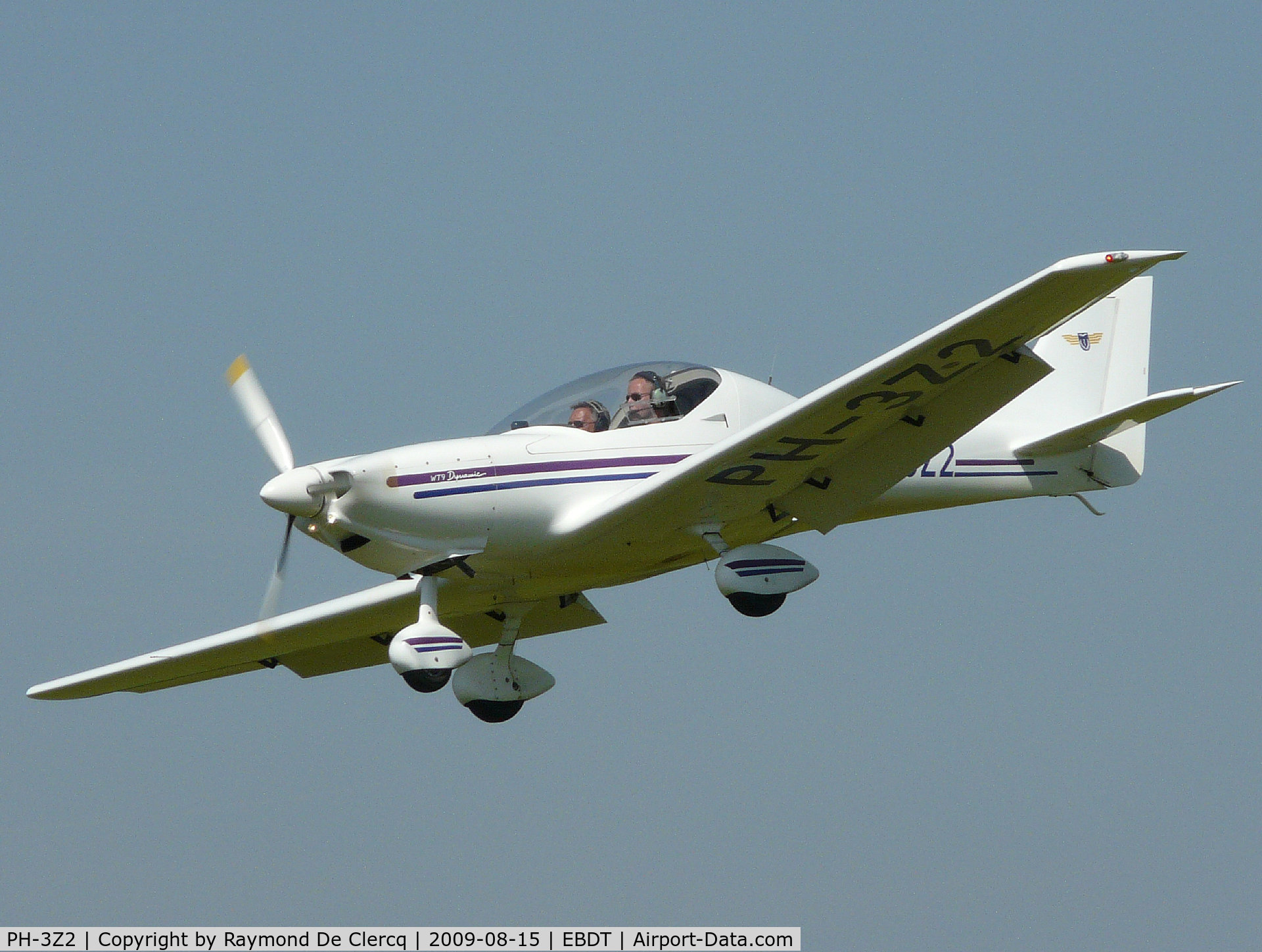 PH-3Z2, 2006 Aerospool WT-9 Dynamic C/N DY137/2006, Landing at 2009 Schaffen fly in.