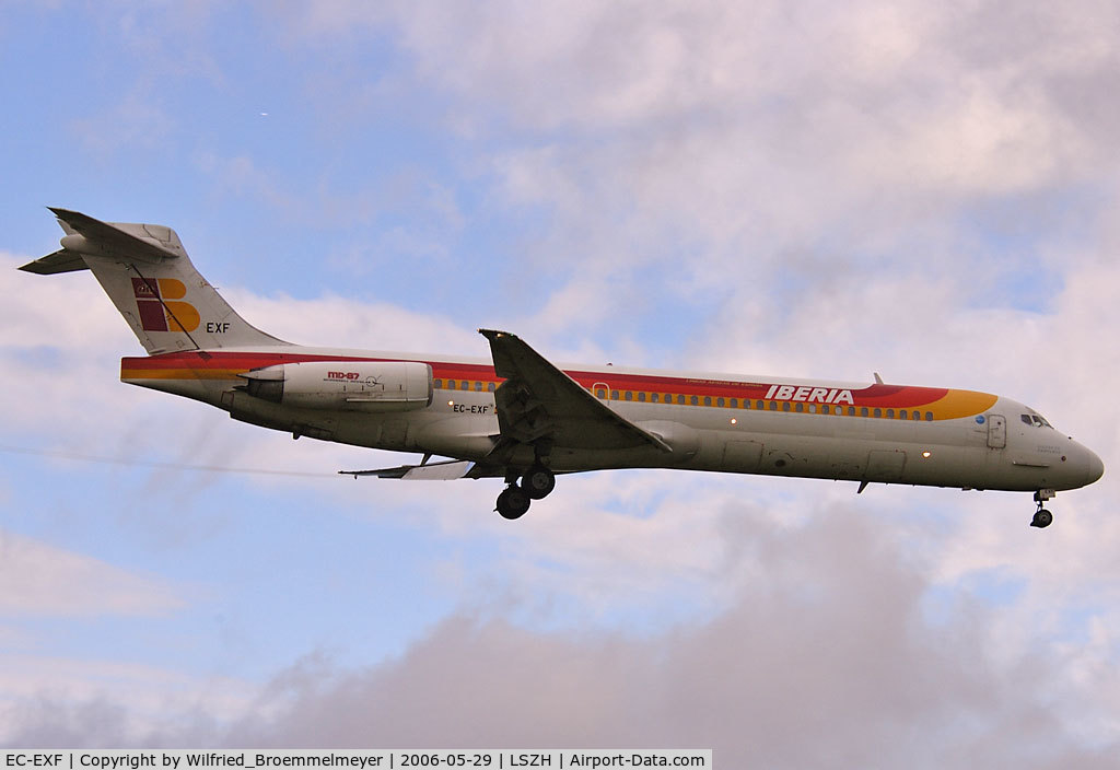 EC-EXF, 1990 McDonnell Douglas MD-87 (DC-9-87) C/N 49832, Iberia