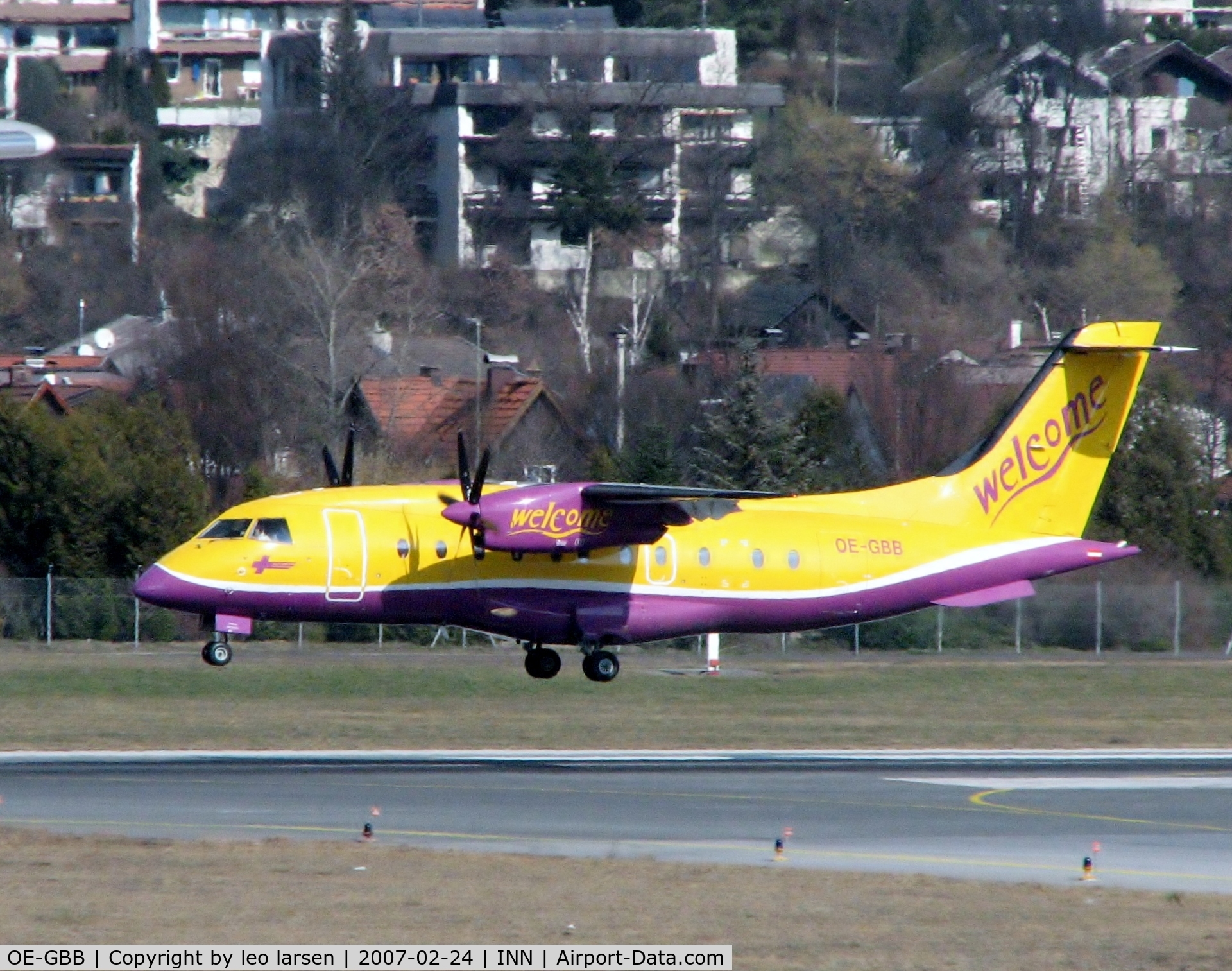 OE-GBB, 1996 Dornier 328-110 C/N 3078, Innsbruck 24.2.07