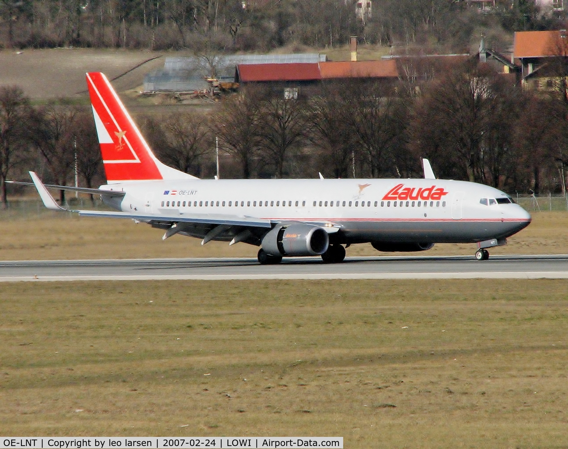 OE-LNT, 2006 Boeing 737-8Z9 C/N 33834, Innsbruck 24.2.07