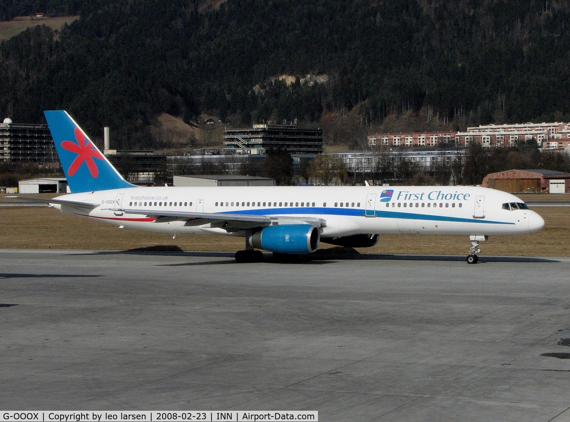 G-OOOX, 1993 Boeing 757-2Y0 C/N 26158, Innsbruck 23.2.08