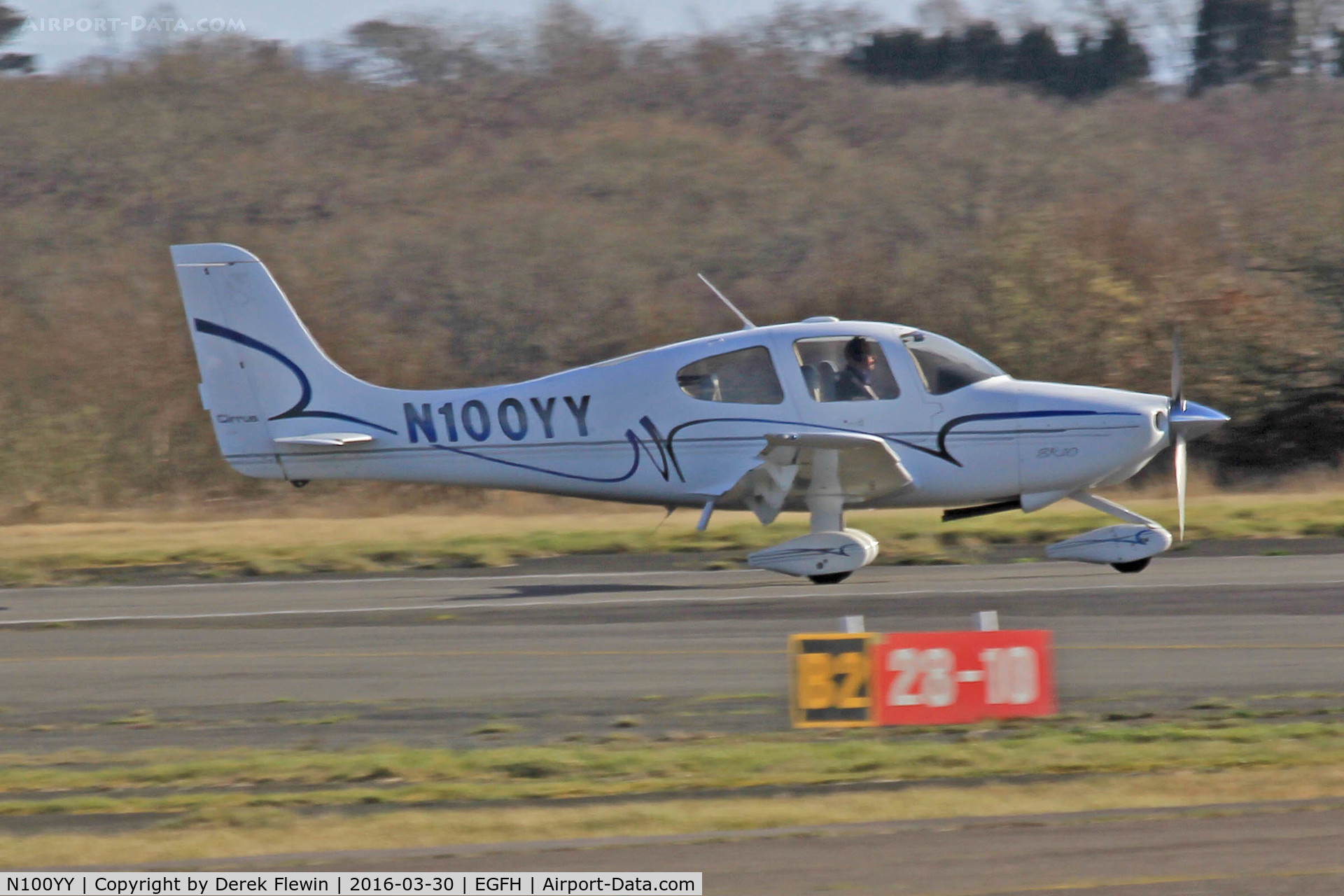 N100YY, 2002 Cirrus SR20 C/N 1183, SR20, Deenethorpe based, previously N292CD, seen departing runway 28 en-route RTB.