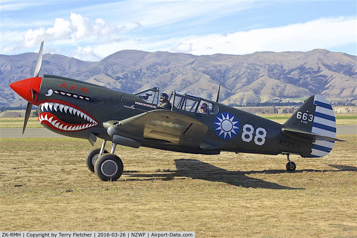 ZK-RMH, 1941 Curtiss P-40E Kittyhawk 1A C/N 19669, At 2016 Warbirds Over Wanaka Airshow , Otago , New Zealand