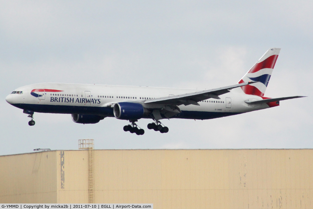 G-YMMD, 2000 Boeing 777-236 C/N 30305, Landing