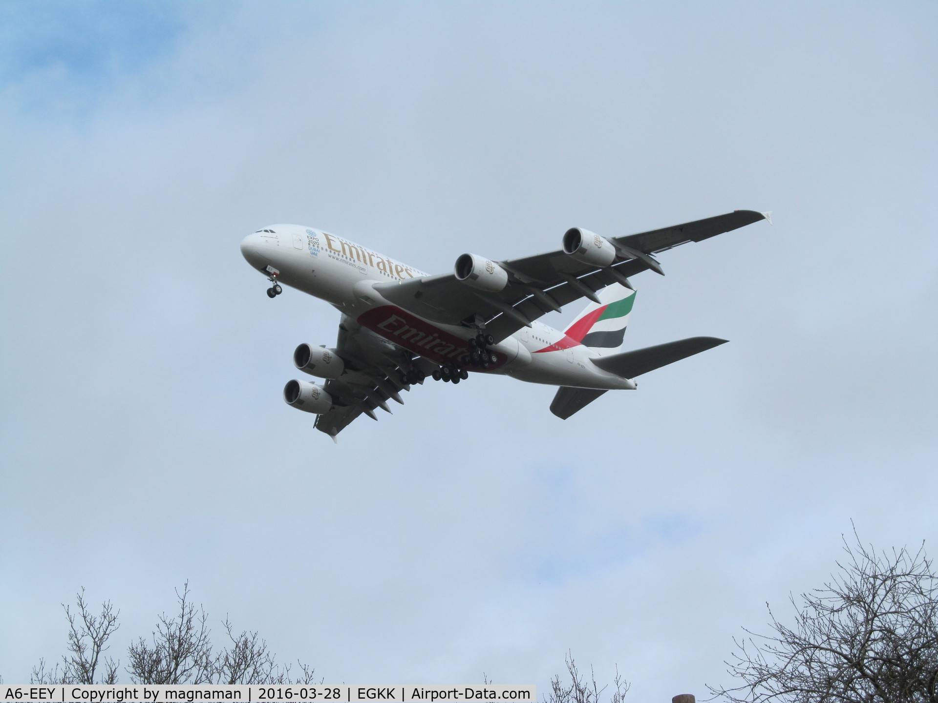 A6-EEY, 2014 Airbus A380-861 C/N 157, landing at LGW