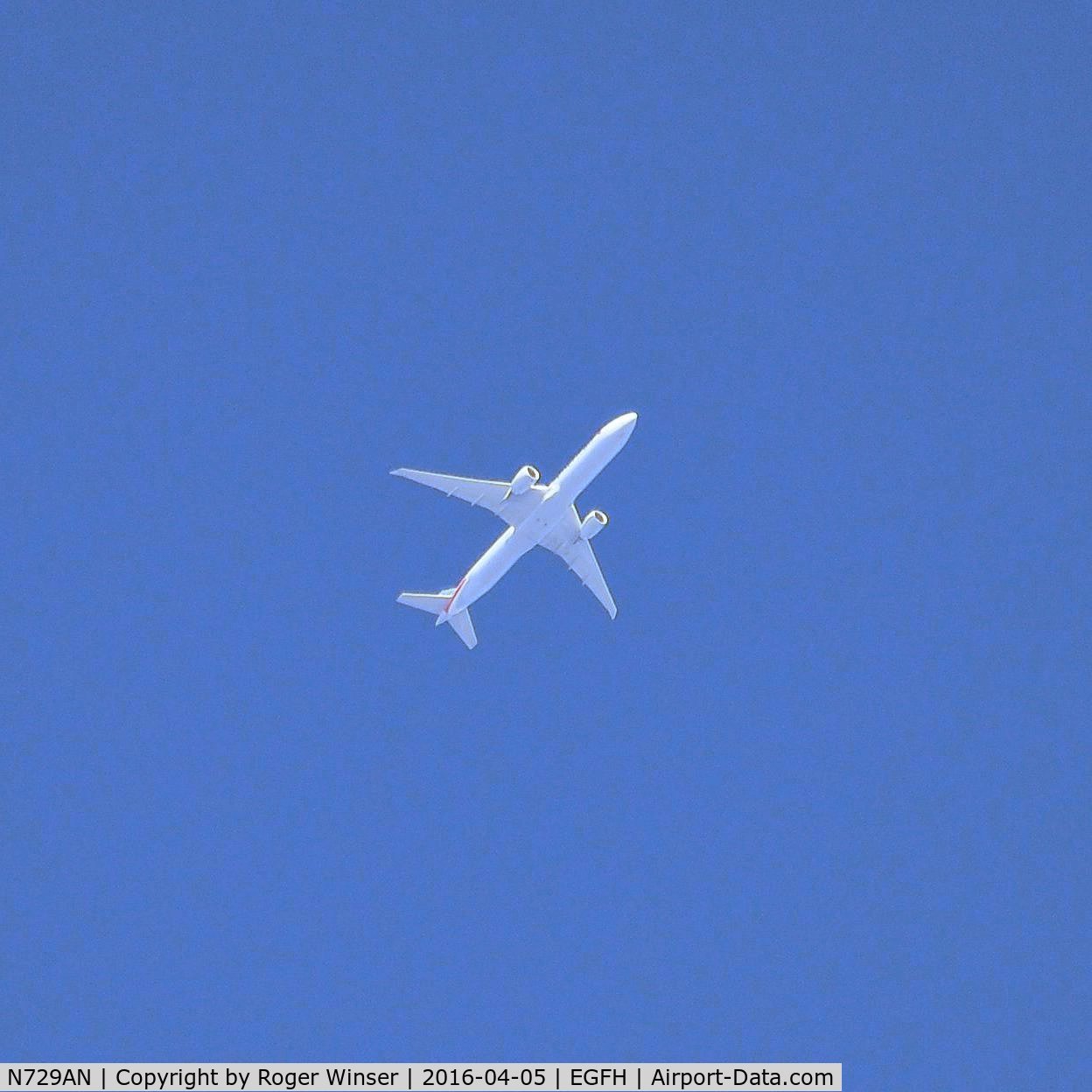 N729AN, 2014 Boeing 777-323/ER C/N 33127, American Airlines B773 Eastbound at 29000 feet. Note lack of jet trails.