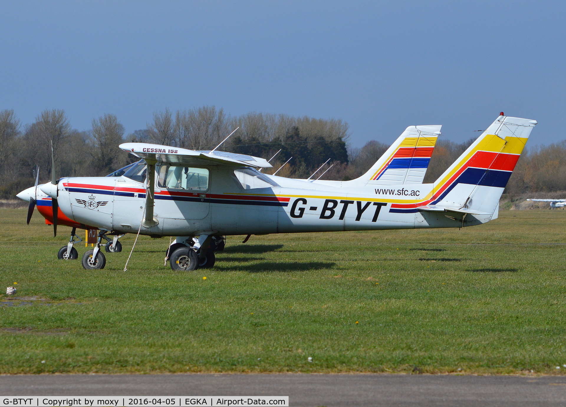 G-BTYT, 1978 Cessna 152 C/N 152-80455, Cessna 152 at Shoreham. Ex N24931