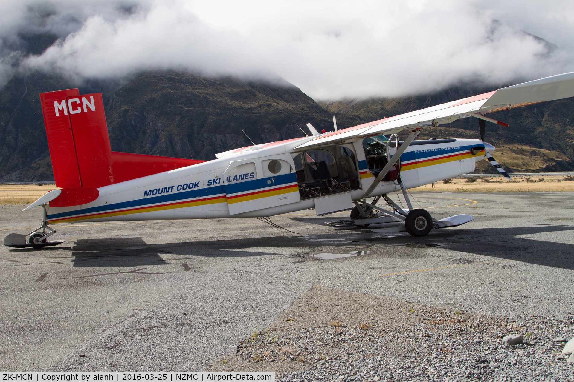 ZK-MCN, 1985 Pilatus PC-6/B2-H4 Turbo Porter C/N 824, Waiting for the weather to clear