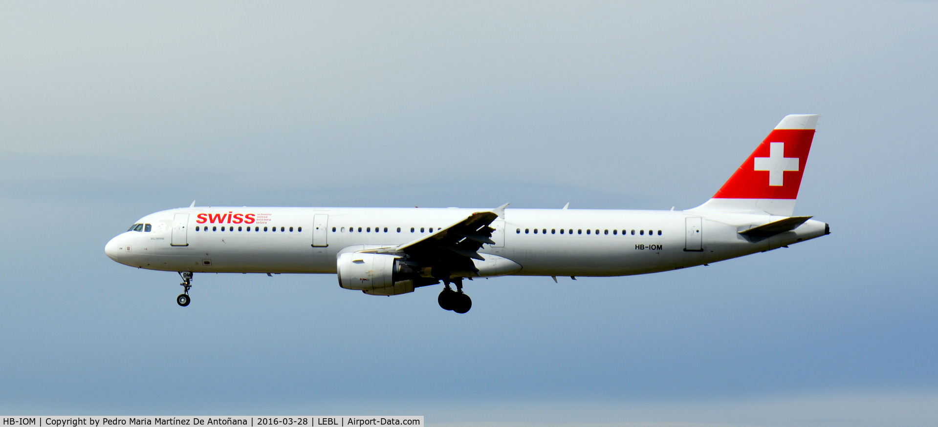 HB-IOM, 2010 Airbus A321-212 C/N 4534, El Prat -  Barcelona  -  España