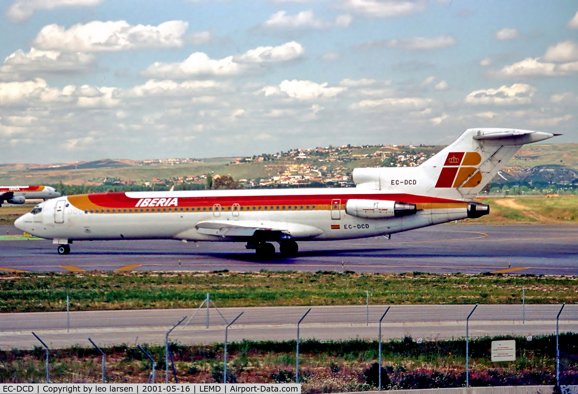 EC-DCD, 1978 Boeing 727-256 C/N 21610, Madrid 16.5.01