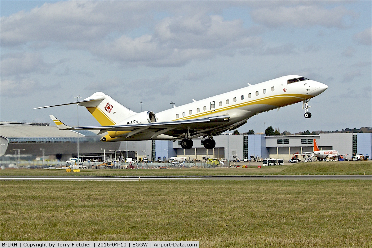 B-LRH, 2007 Bombardier BD-700-1A11 Global 5000 C/N 9241, At Luton