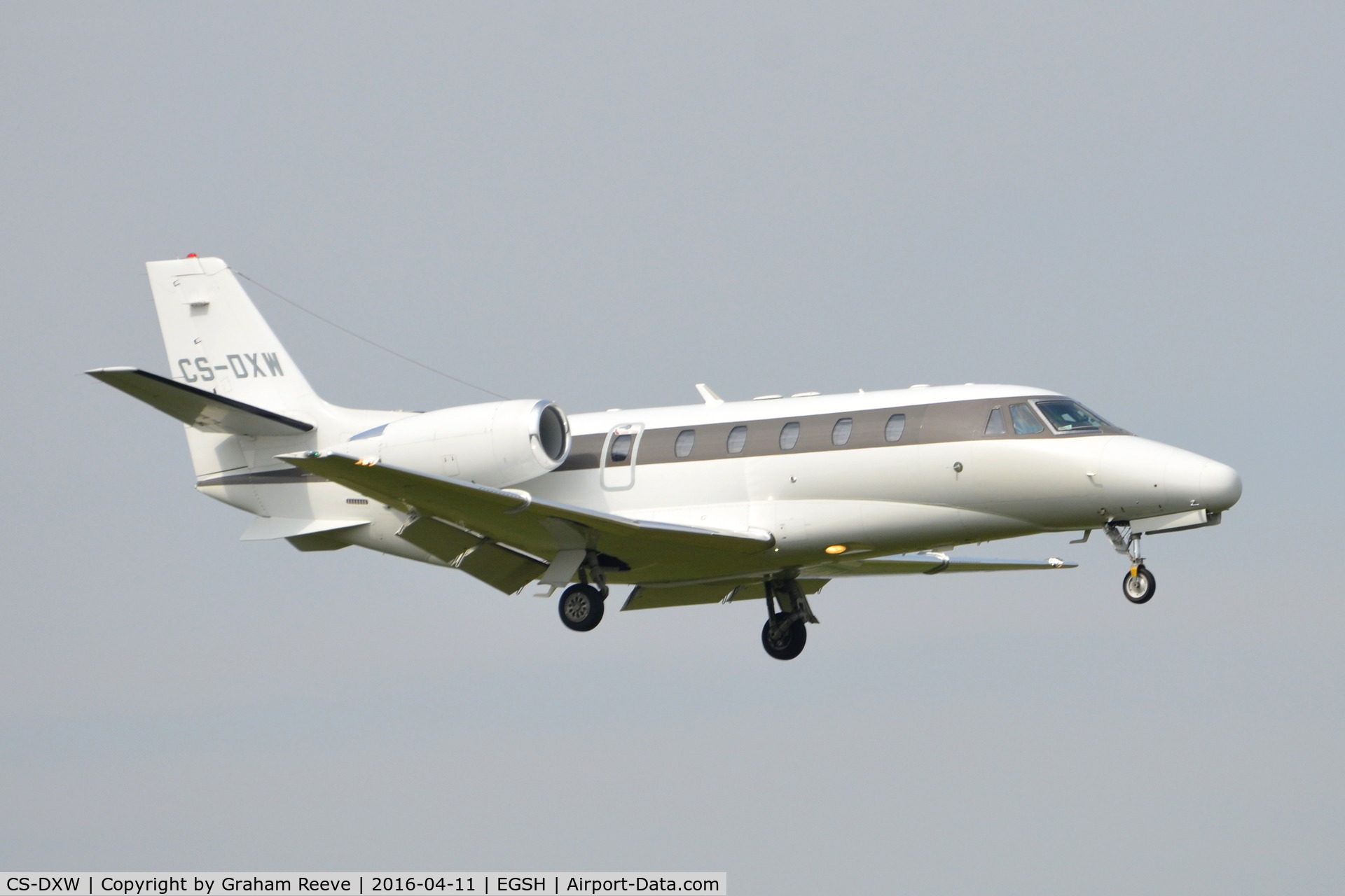 CS-DXW, 2008 Cessna 560 Citation Excel XLS C/N 560-5787, Landing at Norwich.