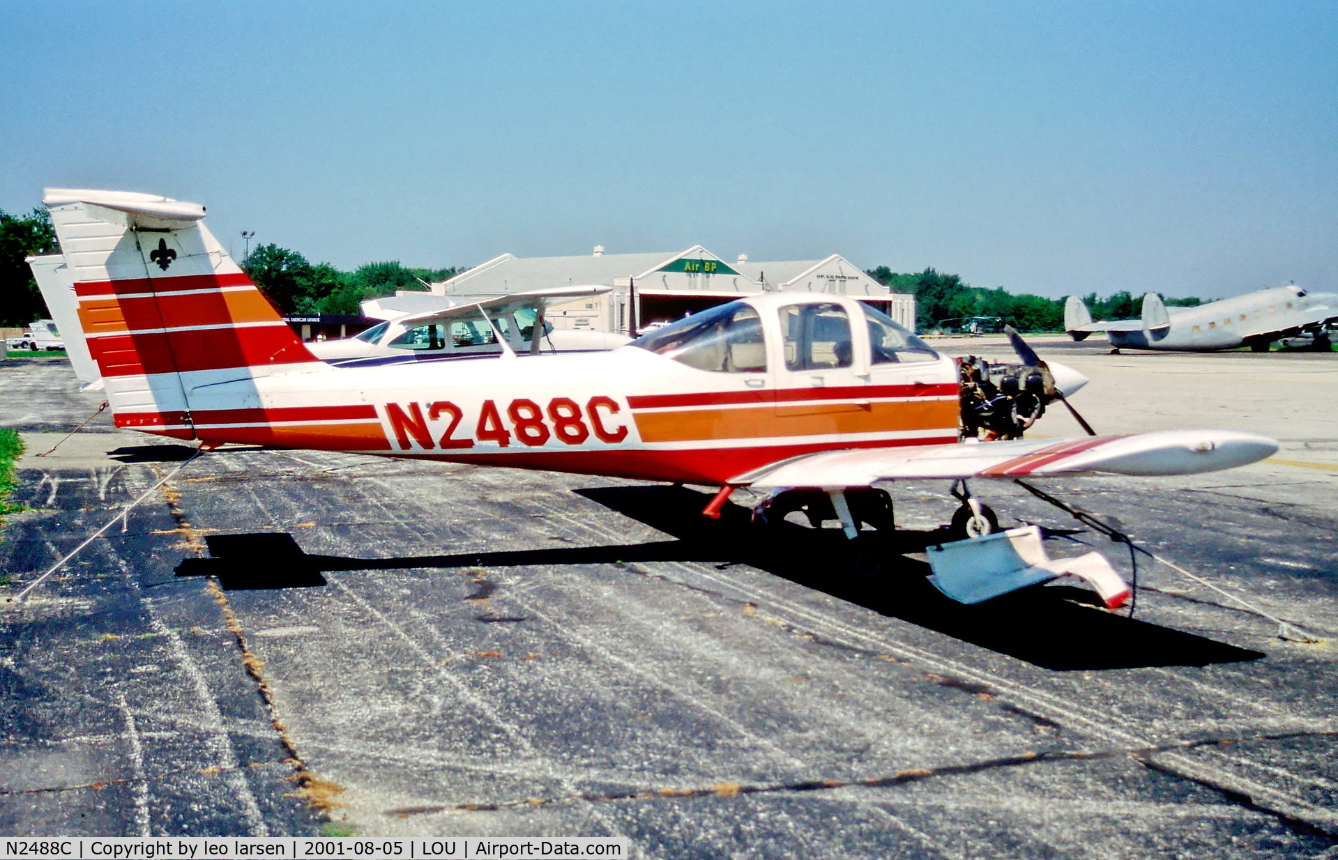 N2488C, 1978 Piper PA-38-112 Tomahawk C/N 38-79A0202, Bowman Field 5.8.01