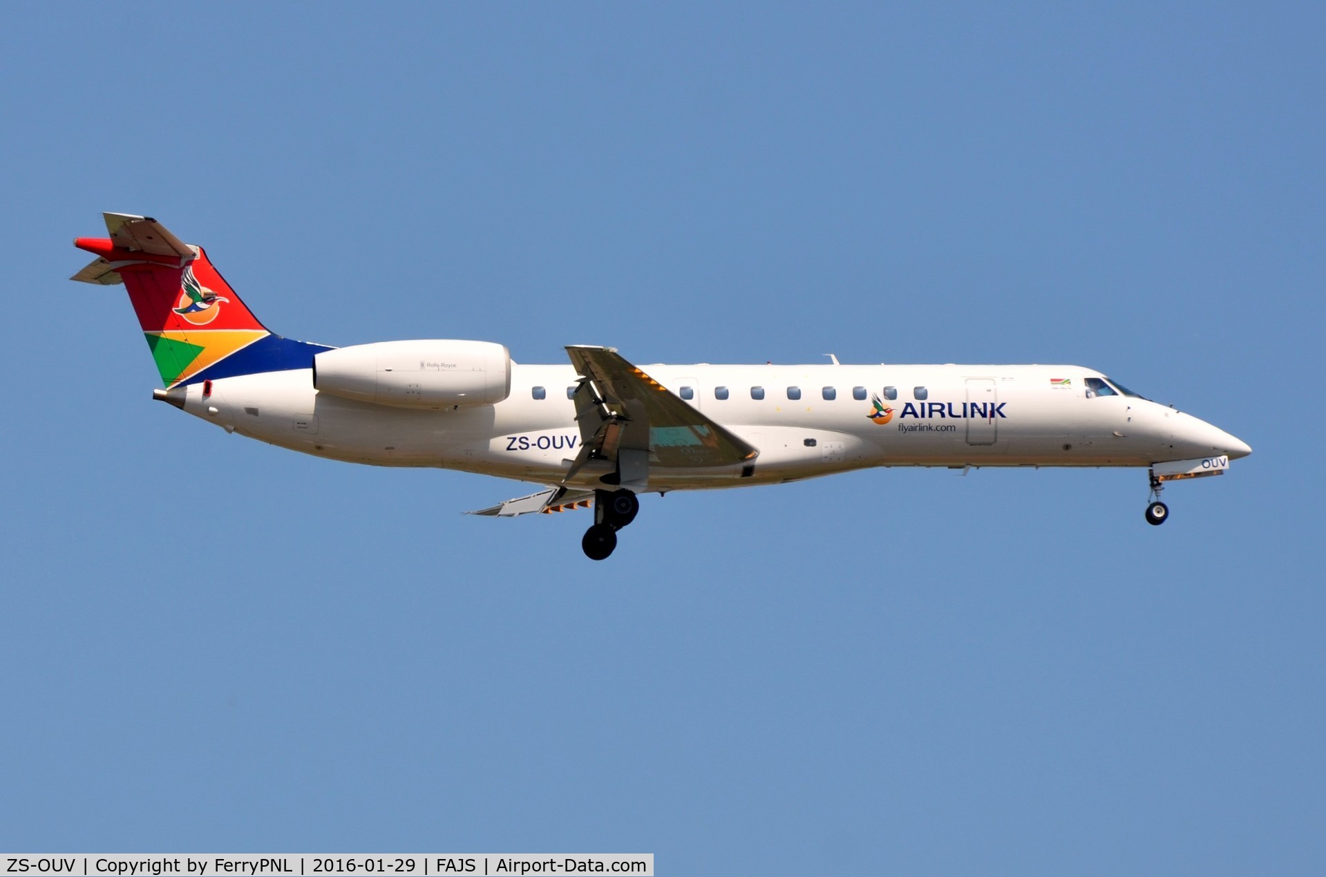 ZS-OUV, 2001 Embraer ERJ-135LR (EMB-135LR) C/N 145493, SA Airlink EMB135 landing.