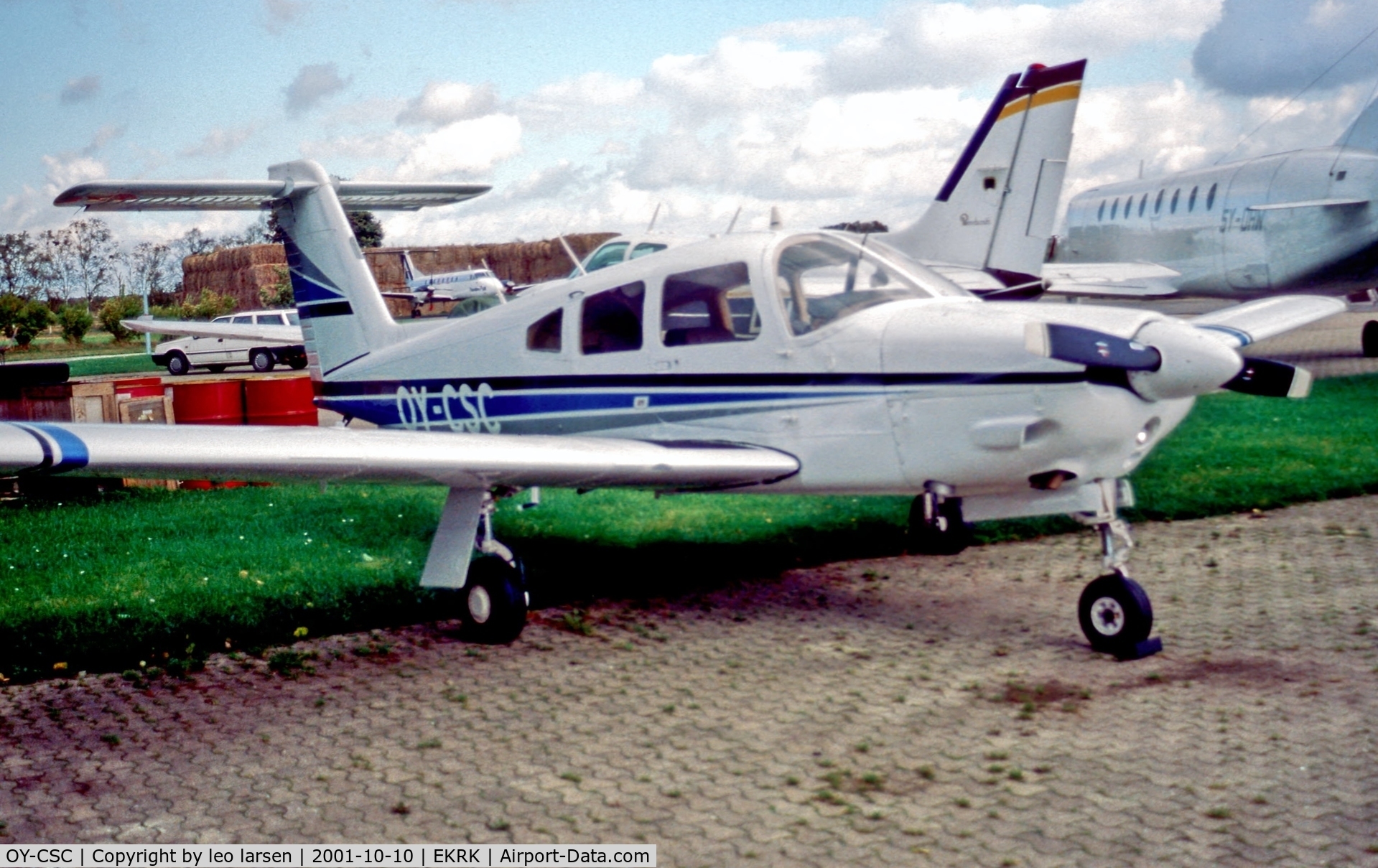 OY-CSC, 1979 Piper PA-28R-201 Cherokee Arrow III C/N 28R-7918135, Roskilde 10.10.01