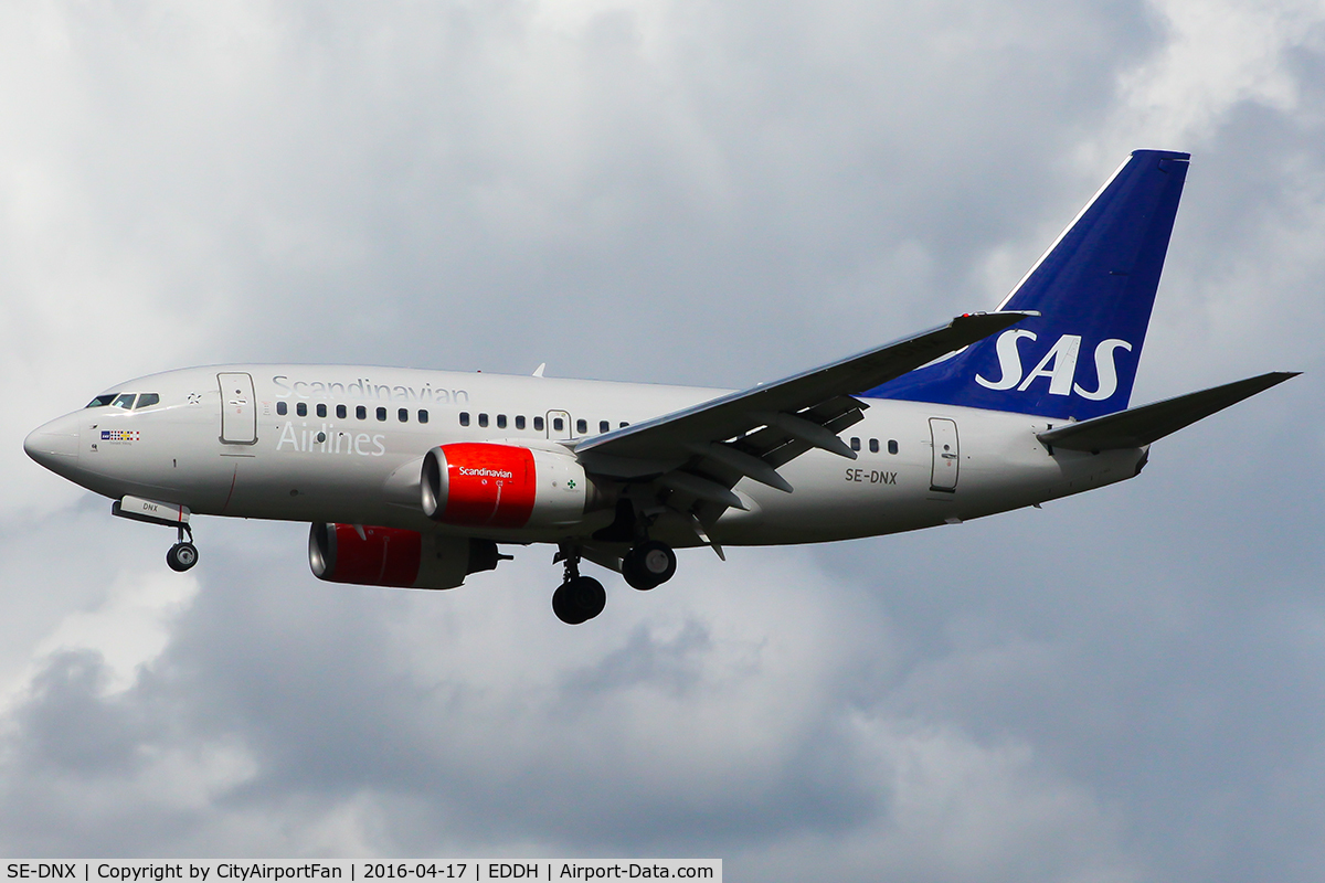 SE-DNX, 1999 Boeing 737-683 C/N 28304, Scandinavian Airlines (SAS/SK)