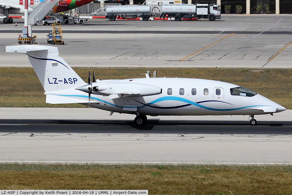 LZ-ASP, 1998 Piaggio P-180 Avanti II C/N 1032, Landed runway 13