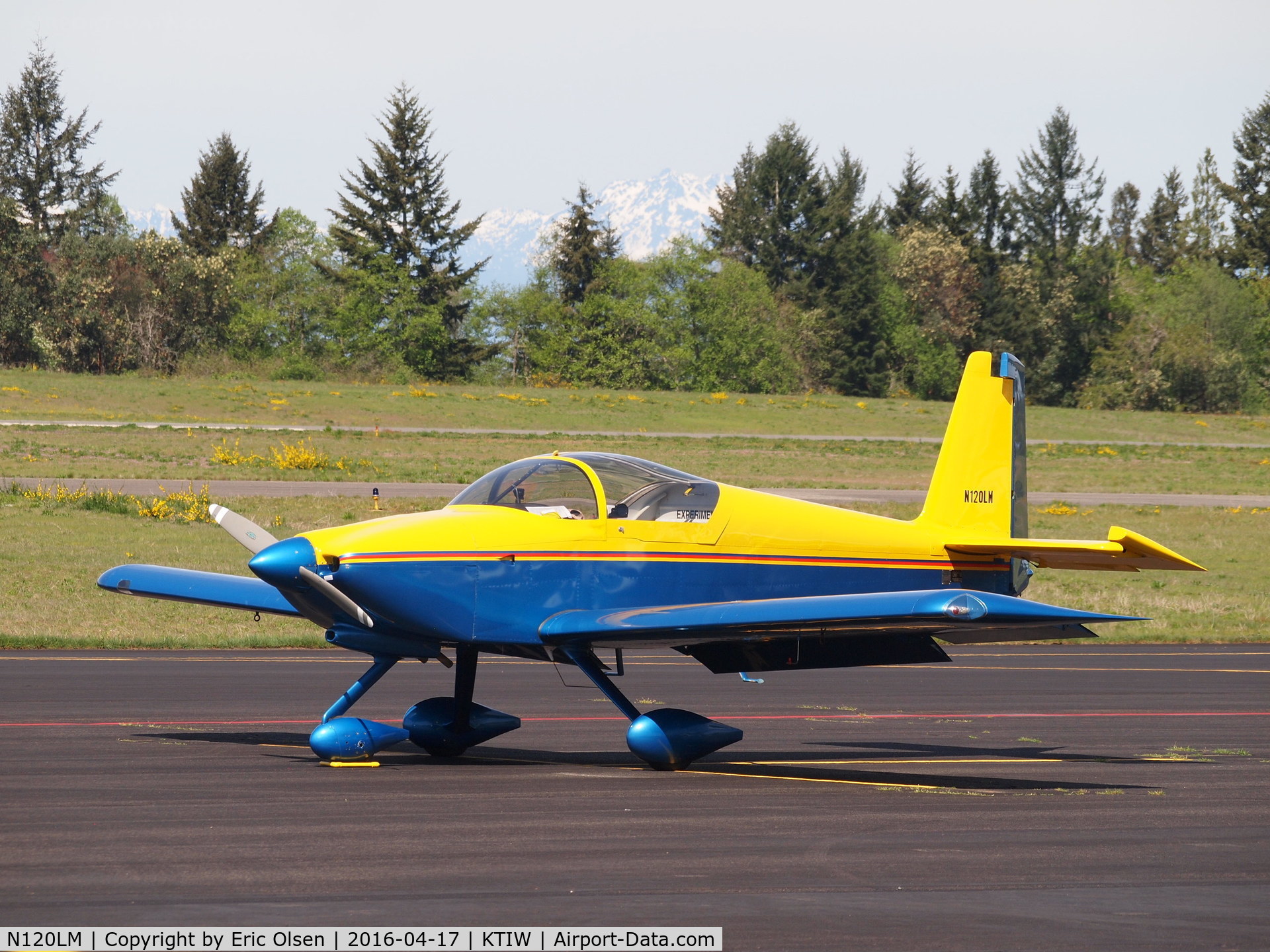 N120LM, 2003 Vans RV-9A C/N 90120, RV-9A at the Tacoma Narrows Airport with the Olympic Mnts in the background.