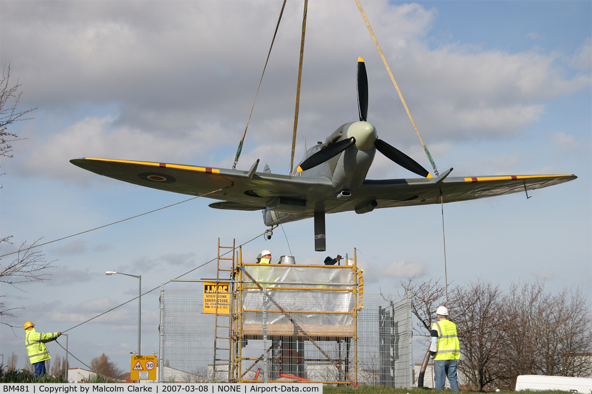 BM481, 2007 Supermarine 349 Spitfire F.V Replica C/N BAPC.301, Supermarine 349 Spitfire F5 (replica). Erected on a roundabout in 2007 at the site of the former RAF Thornaby. The markings on the port side commemorate 401 Sqn, RCAF. Those on the starboard side, PK651, code B-RAO, commemorate 608 Sqn, RAuxAF.