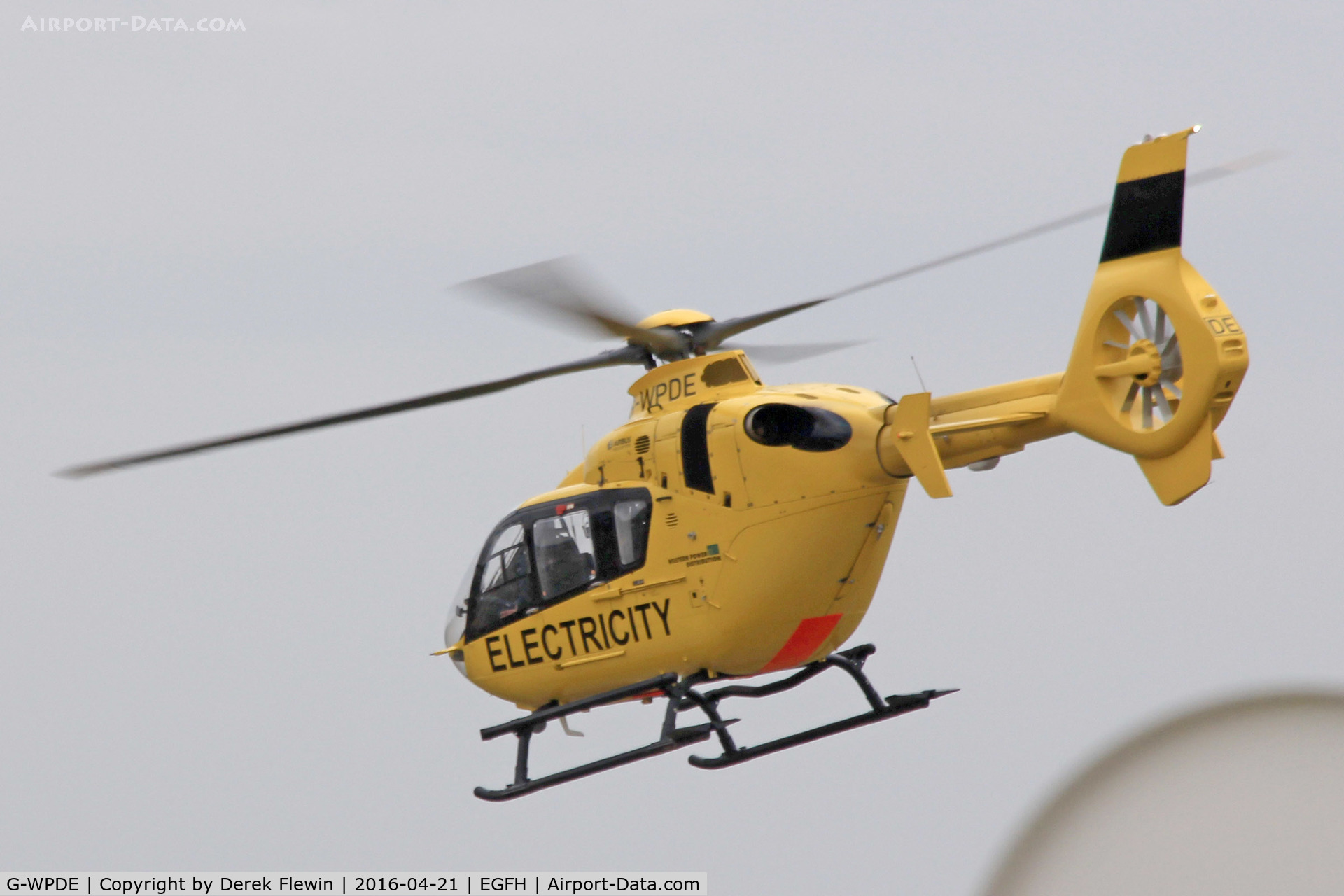 G-WPDE, 2015 Airbus Helicopters EC-135P-2+ C/N 1145, EC-135P-2+, WPD Helicopter Unit Bristol Lulsgate based, previously D-HECP, seen lifting on task to the Cardiff area 
