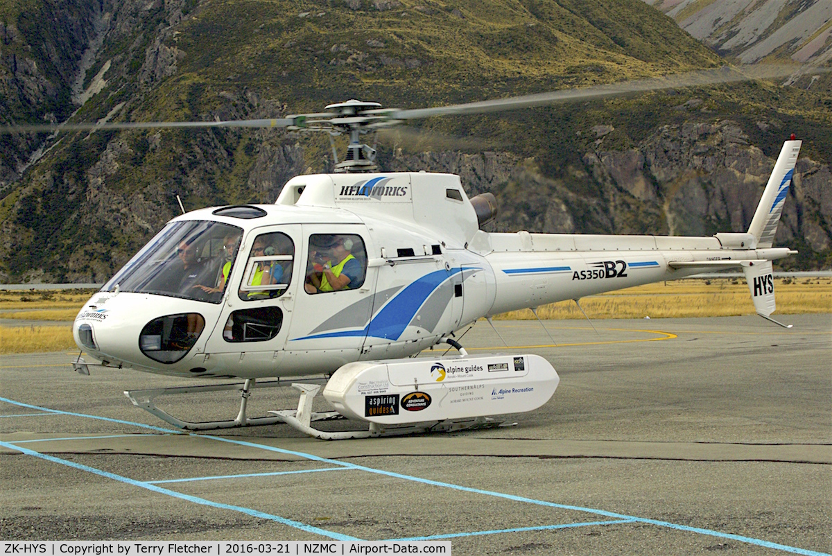 ZK-HYS, Aerospatiale AS-350B-2 Ecureuil C/N 2447, At Mt.Cook