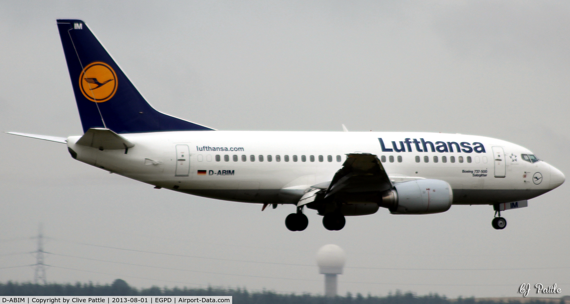 D-ABIM, 1991 Boeing 737-530 C/N 24937, Landing at Aberdeen EGPD - this aircraft was stored by Lufthansa in Oct 2013