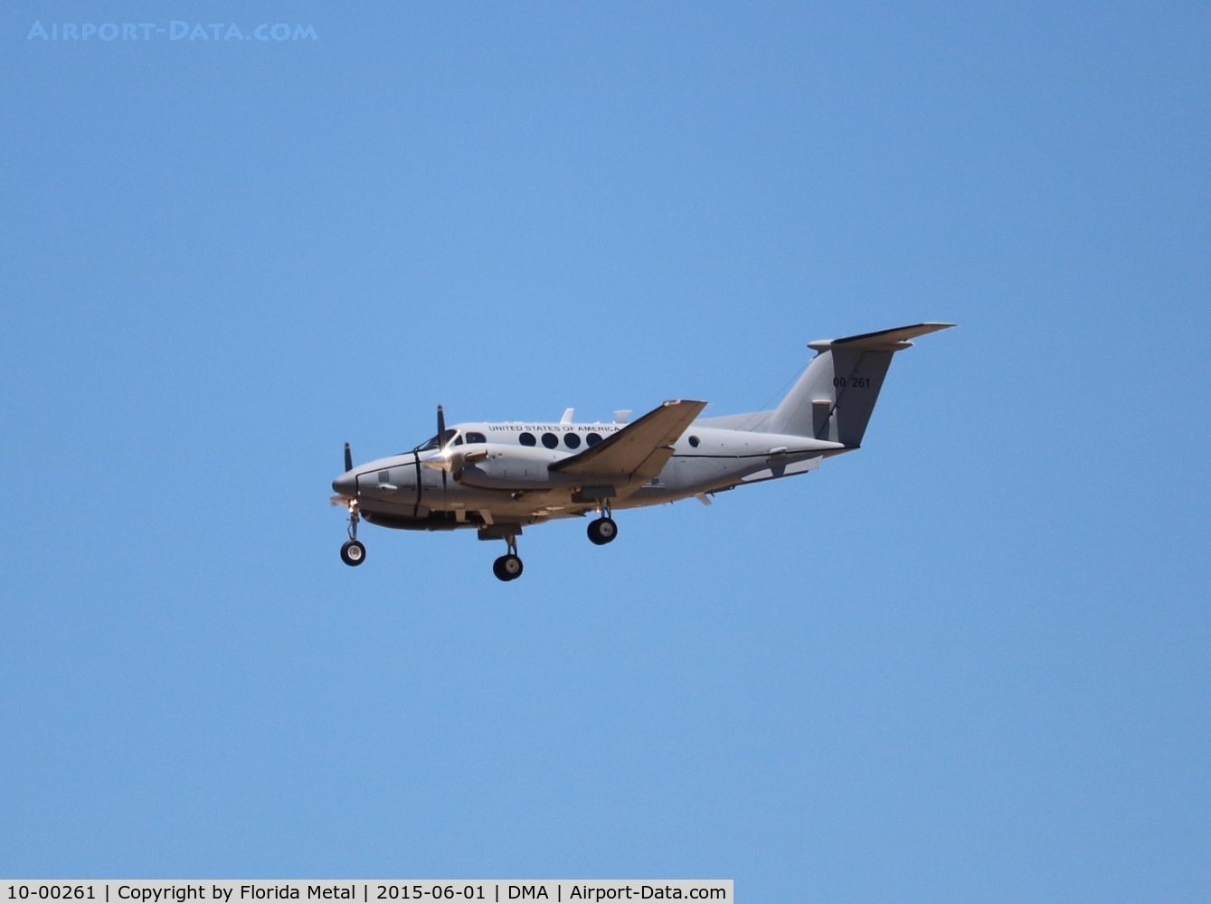 10-00261, Beechcraft C-12V Huron C/N BL-169, C-12V Huron