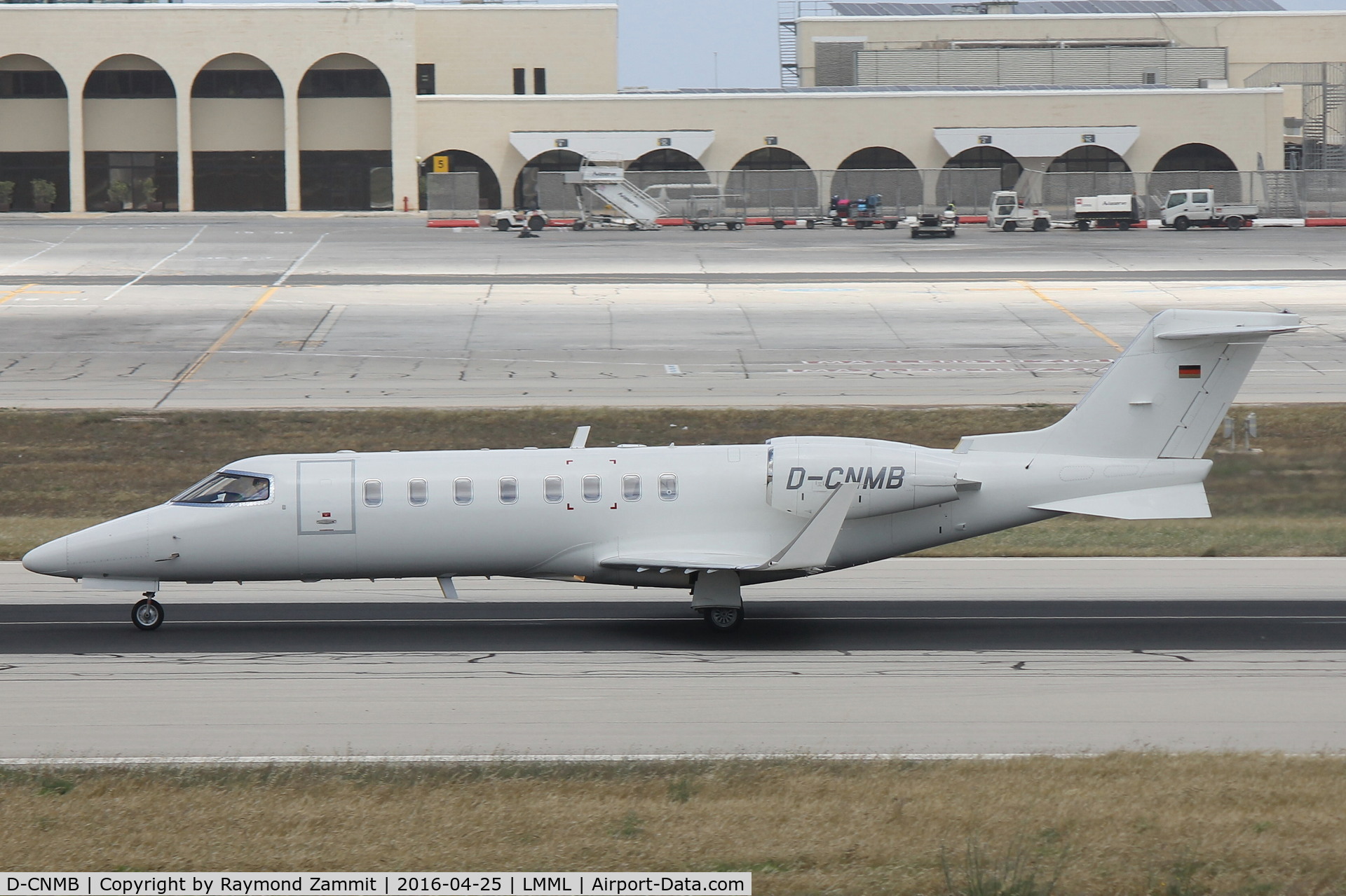 D-CNMB, 1999 Learjet 45XR C/N 45-024, Learjet45 D-CNMB