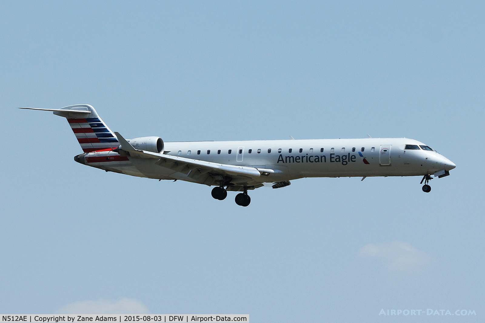 N512AE, Bombardier CRJ-701 (CL-600-2C10) Regional Jet C/N 10110, Landing at DFW Airport