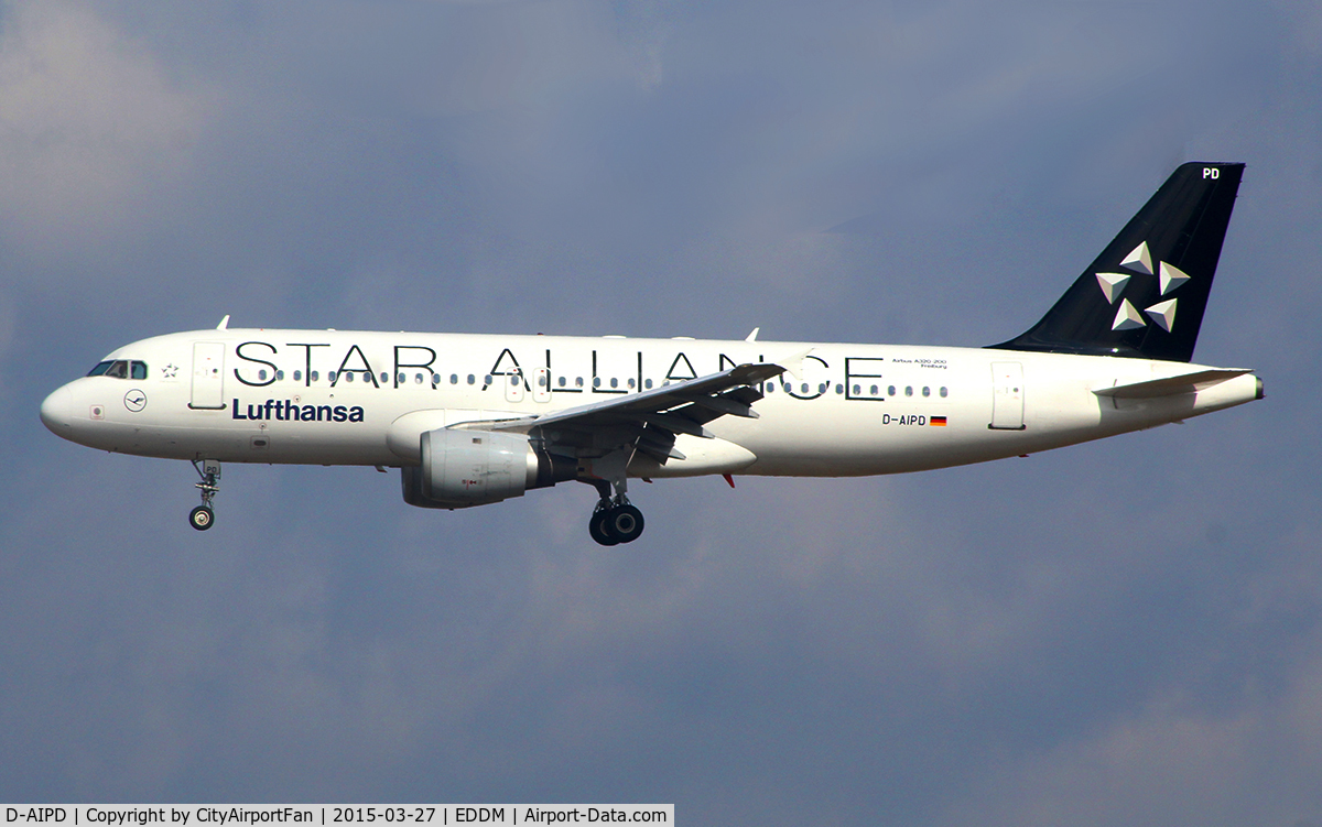 D-AIPD, 1989 Airbus A320-211 C/N 0072, Lufthansa (DLH/LH)