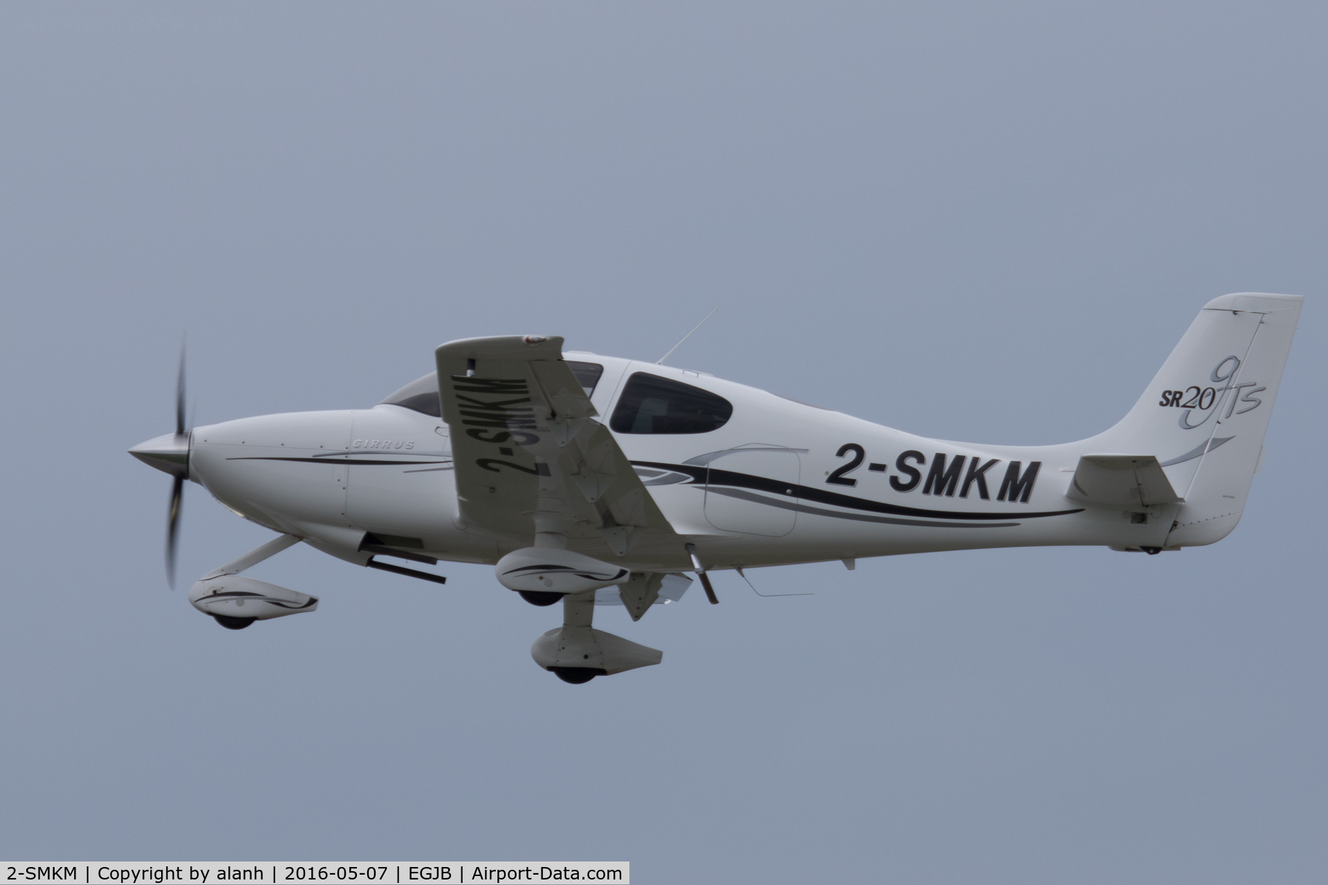 2-SMKM, 2006 Cirrus SR20 GTS C/N 1662, Departing Guernsey, now on the Guernsey register as 2-SMKM, previously on the Manx (Isle of Man) register
