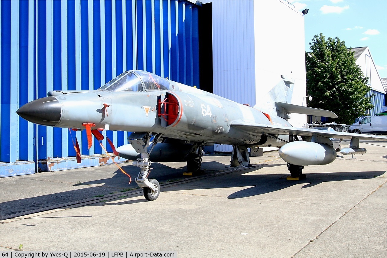 64, Dassault Super Etendard C/N 78, Dassault Super Etendard, Preserved at Air & Space Museum Paris-Le Bourget (LFPB)