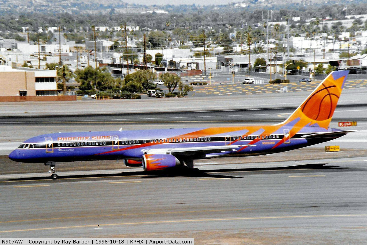 N907AW, 1987 Boeing 757-225 C/N 22691, Boeing 757-225 [22691] (America West Airlines) Phoenix-Sky Harbor Int'l~N 18/10/1998