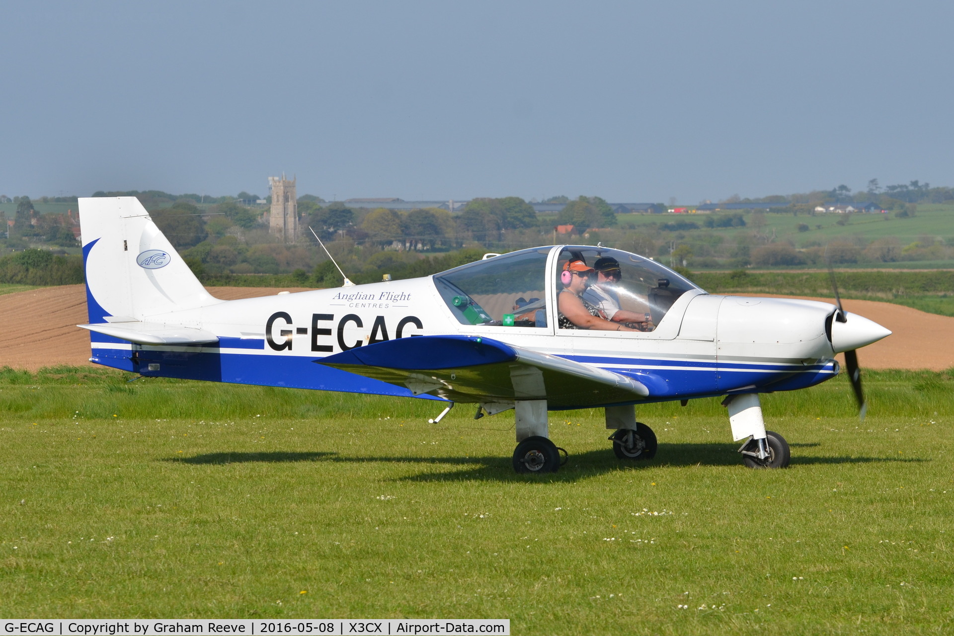 G-ECAG, 1997 Robin HR-200-120B C/N 315, Just landed at Northrepps.