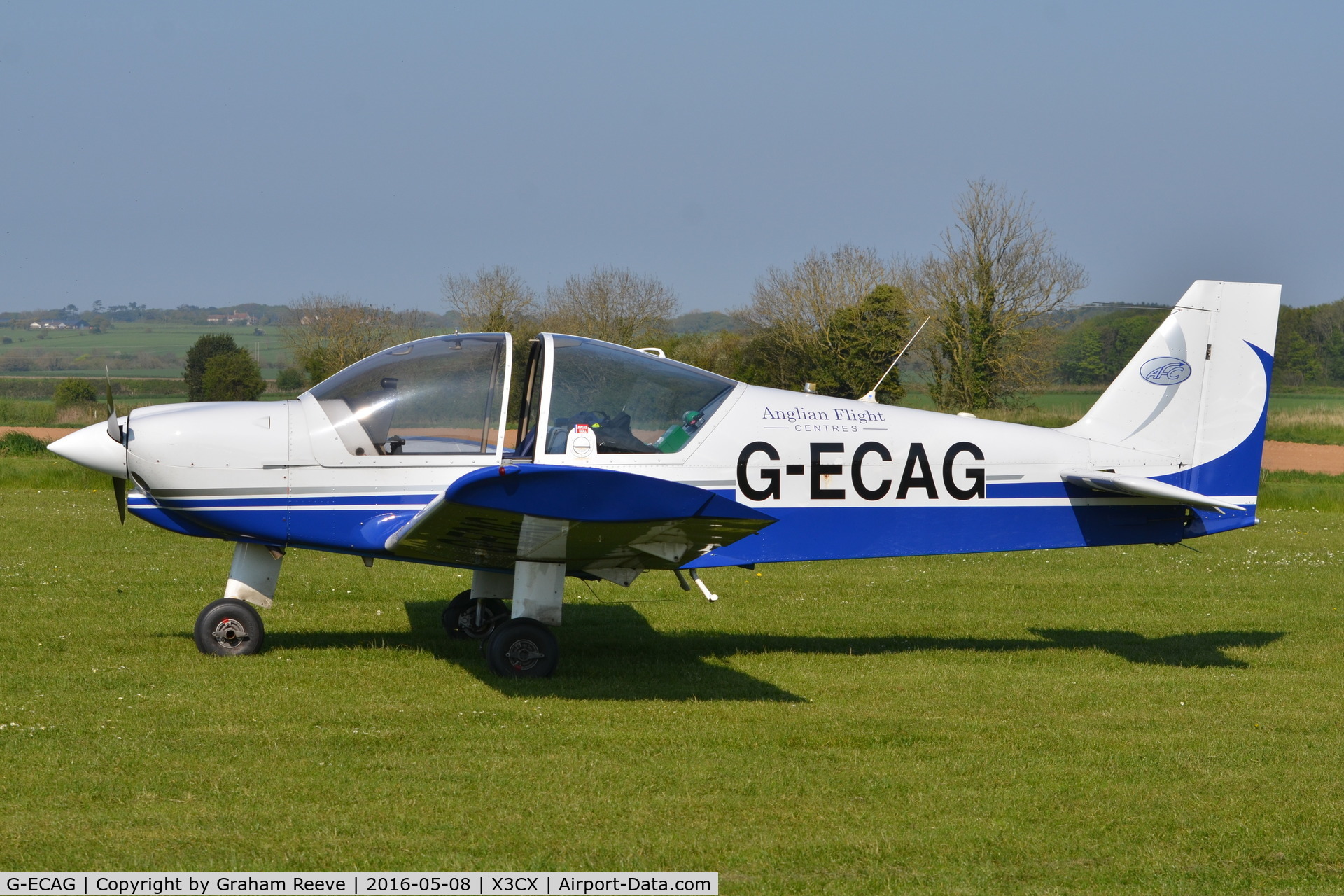 G-ECAG, 1997 Robin HR-200-120B C/N 315, Parked at Northrepps.