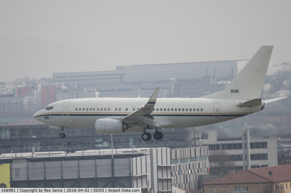 168981, 2014 Boeing C-40A (737-7AF) Clipper C/N 43828, Landing at STR.